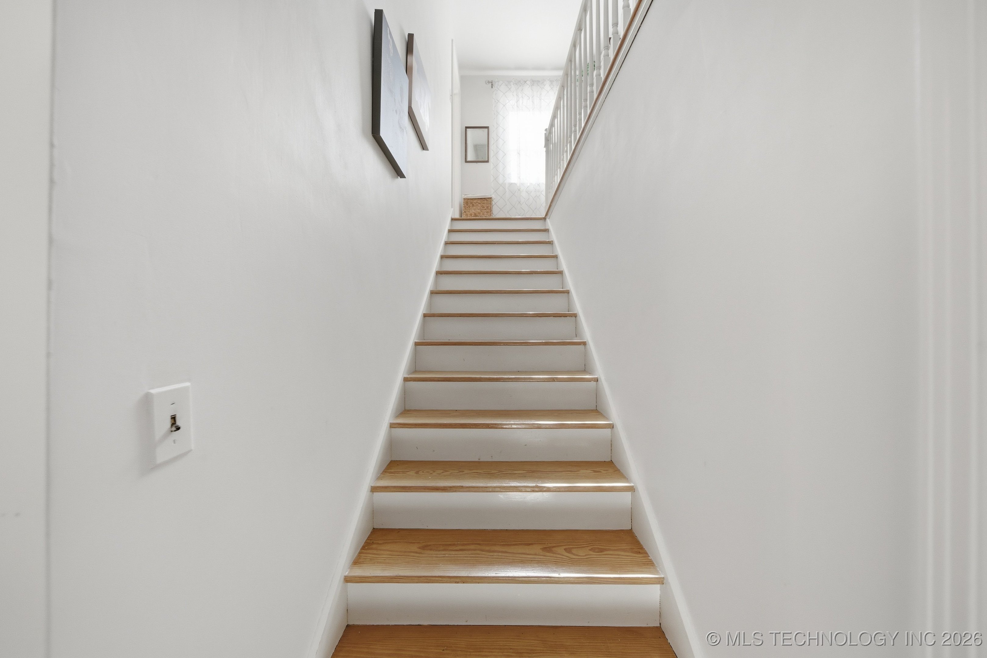 401 E College Street Property Photo 19