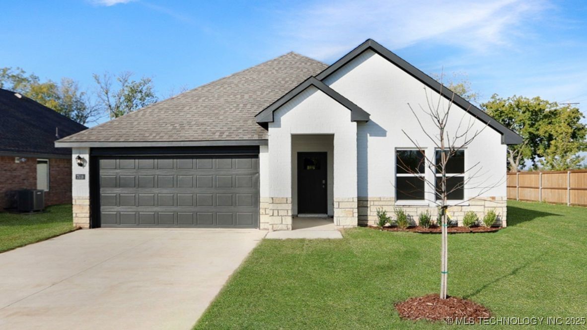 7518 N 154th East Avenue Property Photo 1