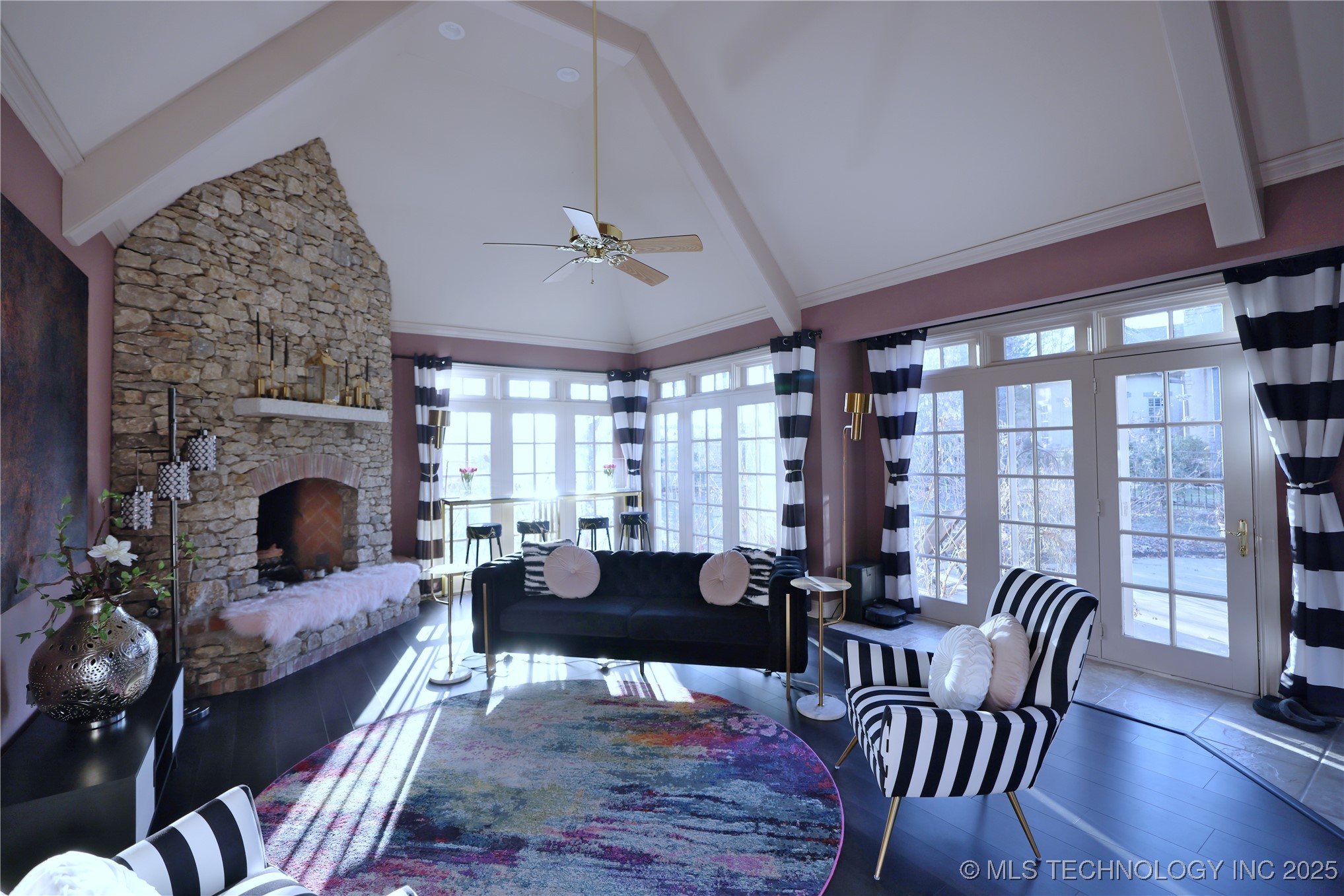 9327 S Jamestown Avenue Property Photo 20