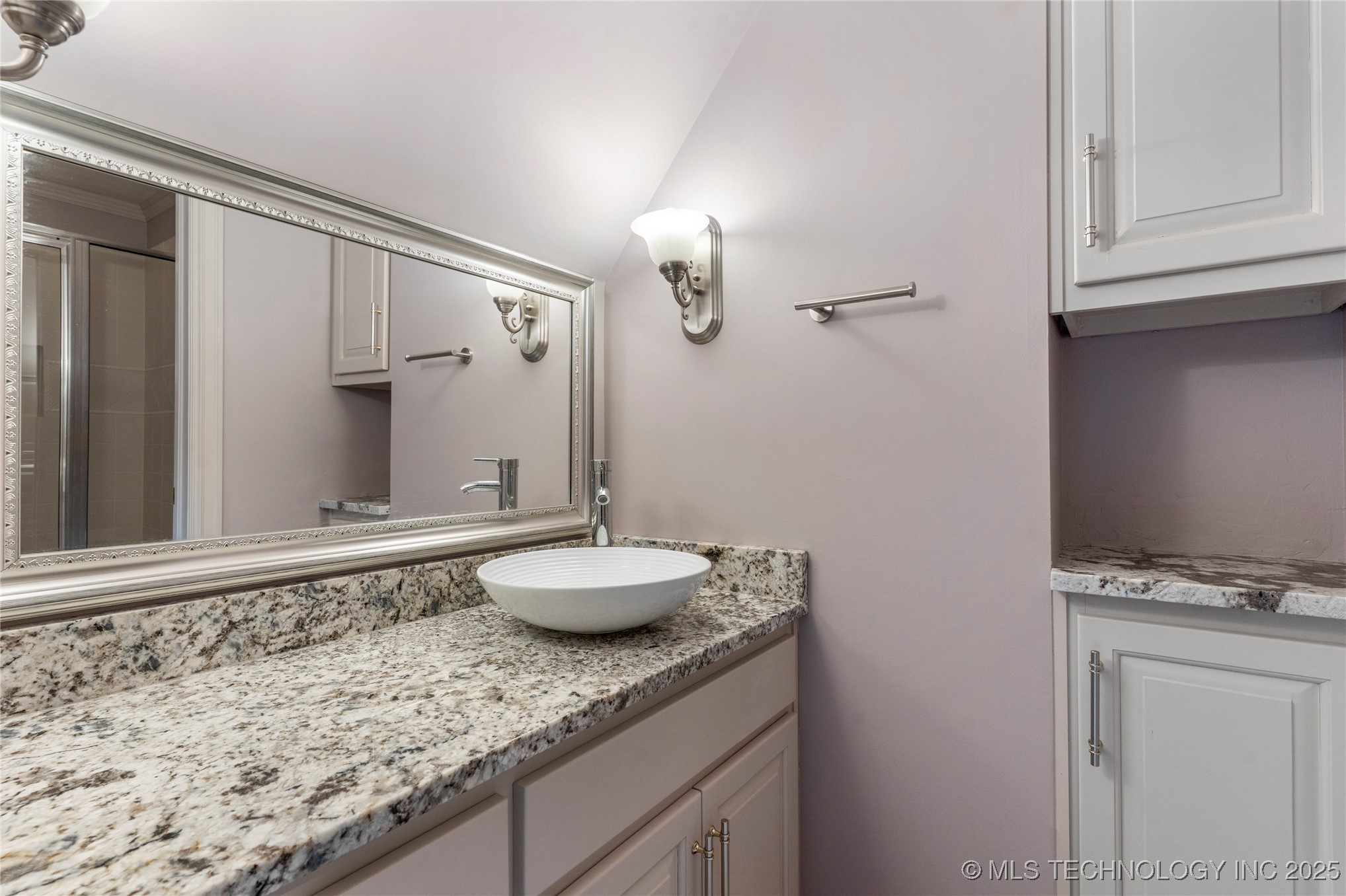 9327 S Jamestown Avenue Property Photo 36