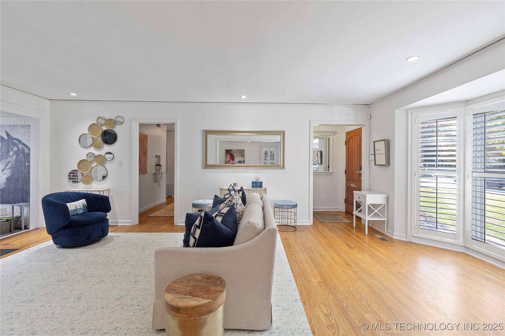 3651 S Utica Avenue Property Photo 5