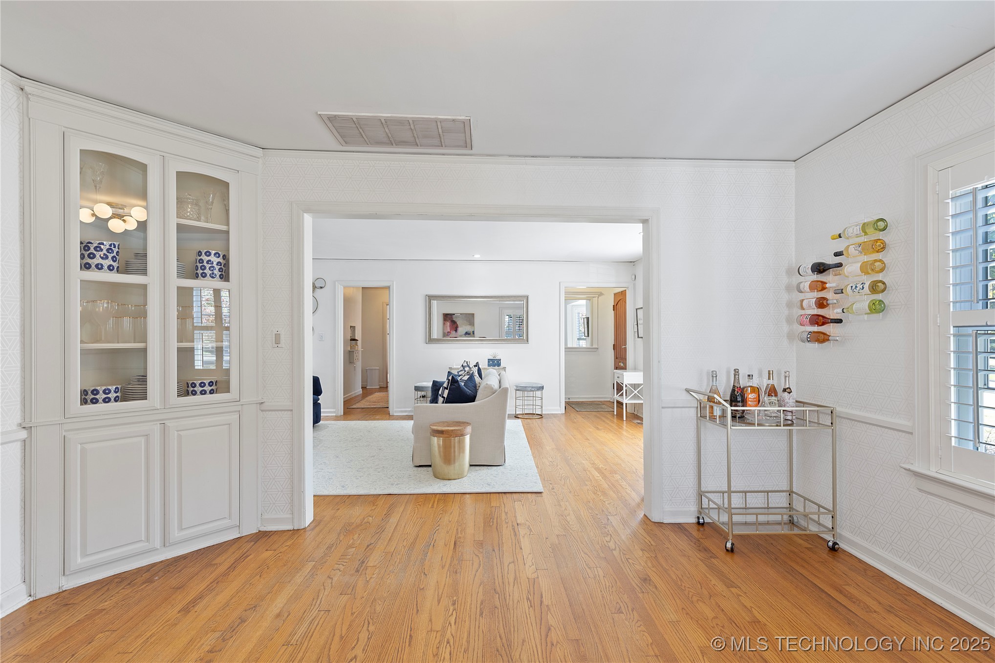 3651 S Utica Avenue Property Photo 11