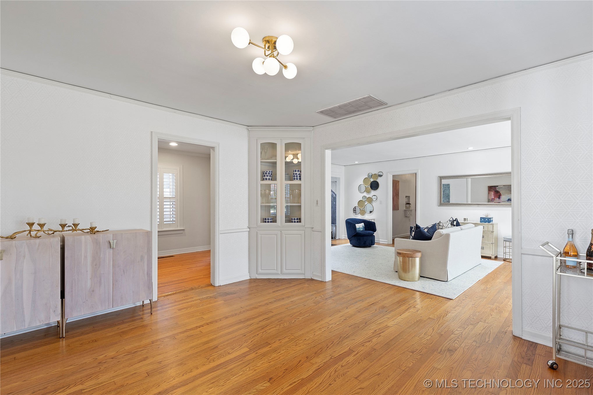 3651 S Utica Avenue Property Photo 13