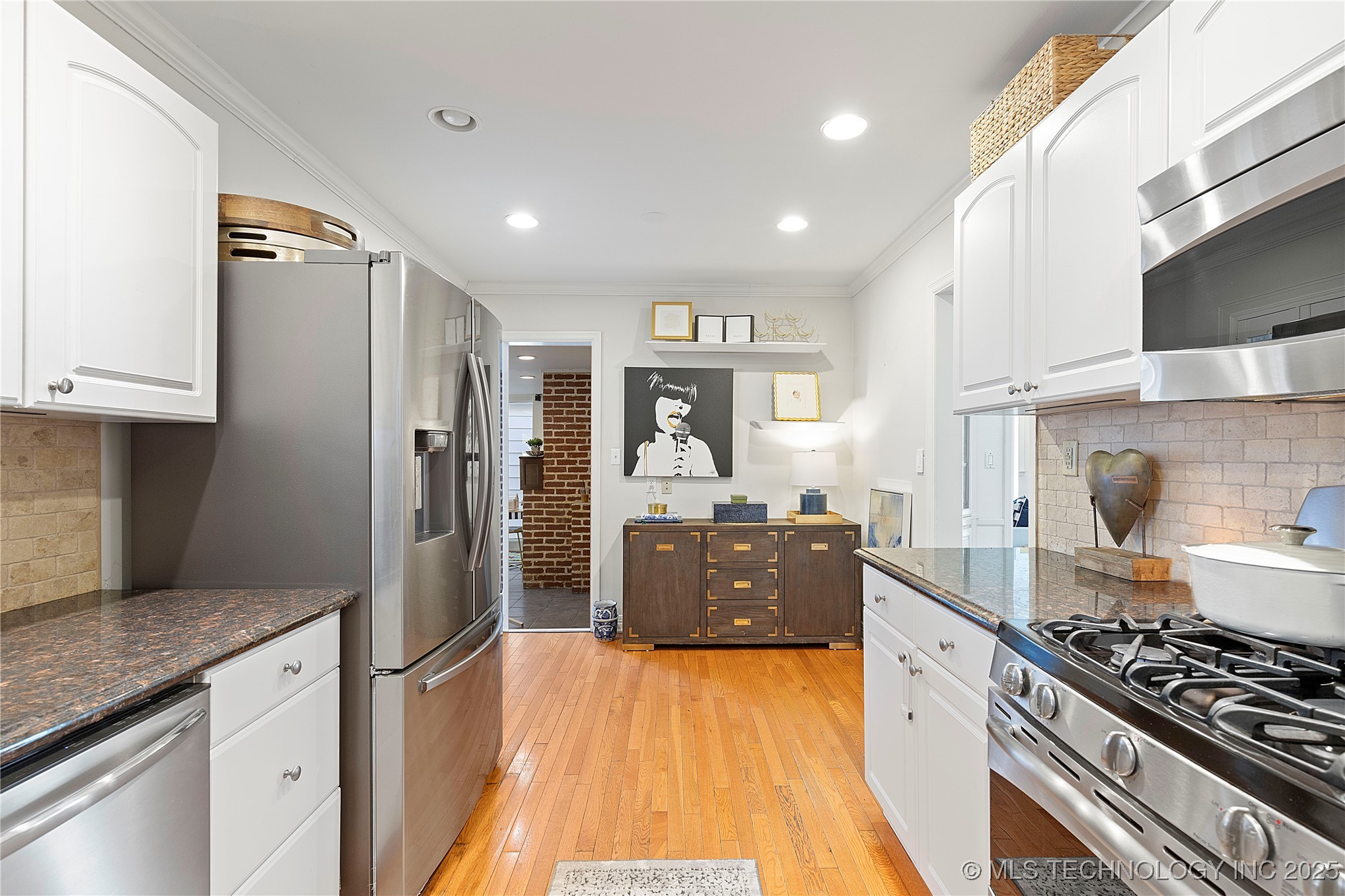 3651 S Utica Avenue Property Photo 15