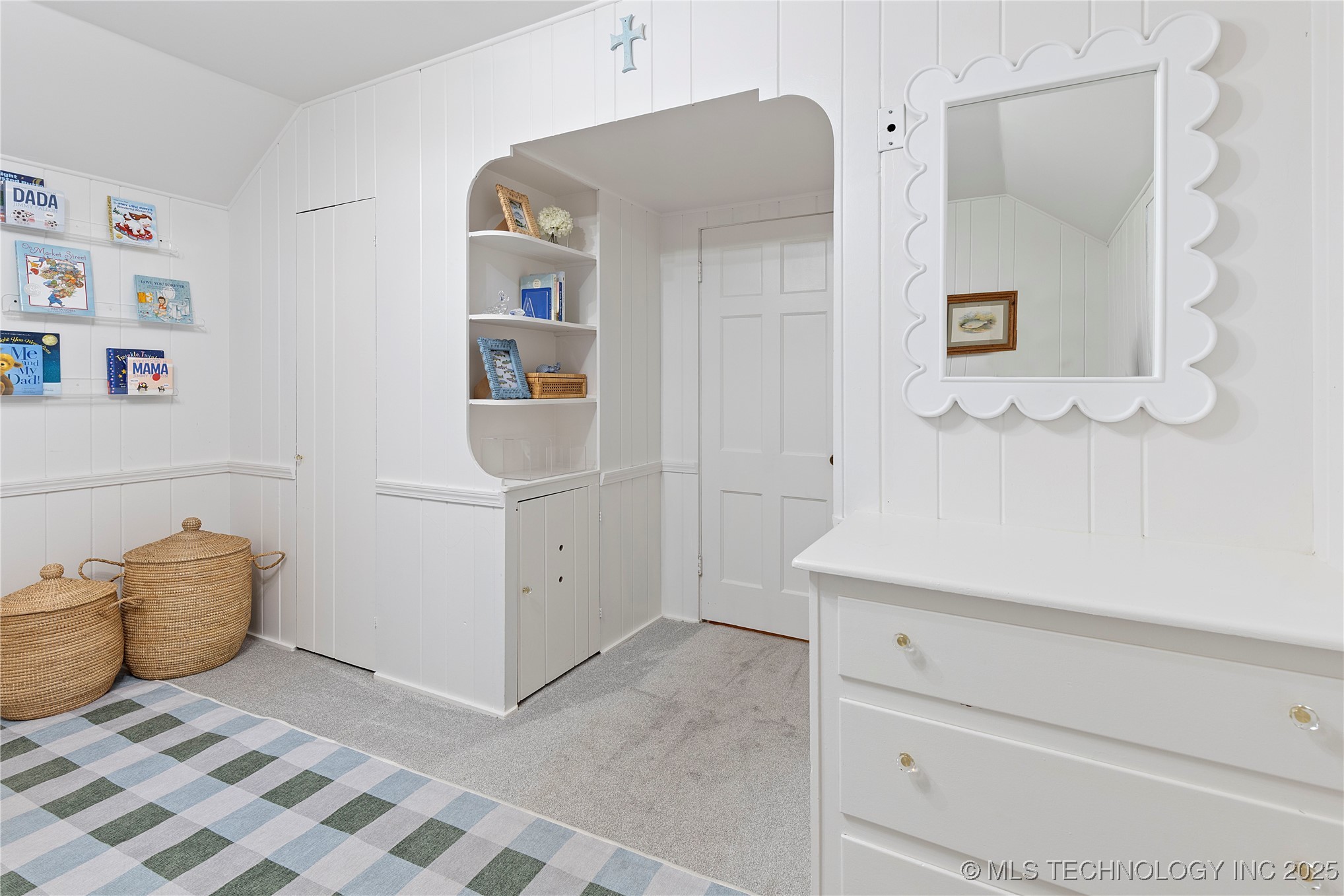 3651 S Utica Avenue Property Photo 24