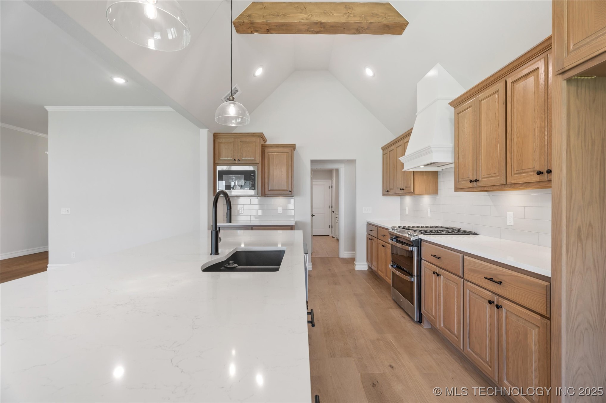 5822 Brandon Court Property Photo 13