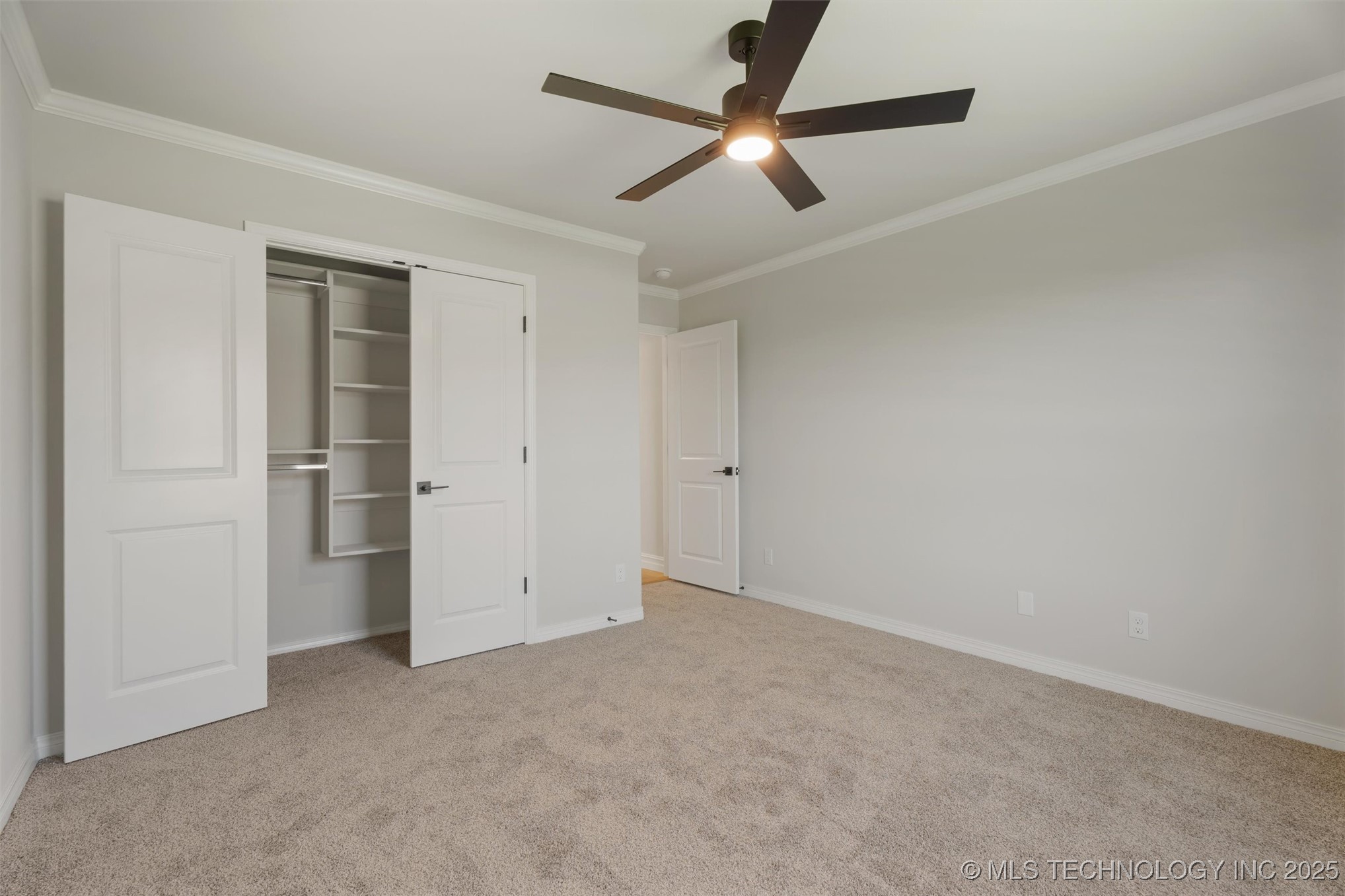 5822 Brandon Court Property Photo 32