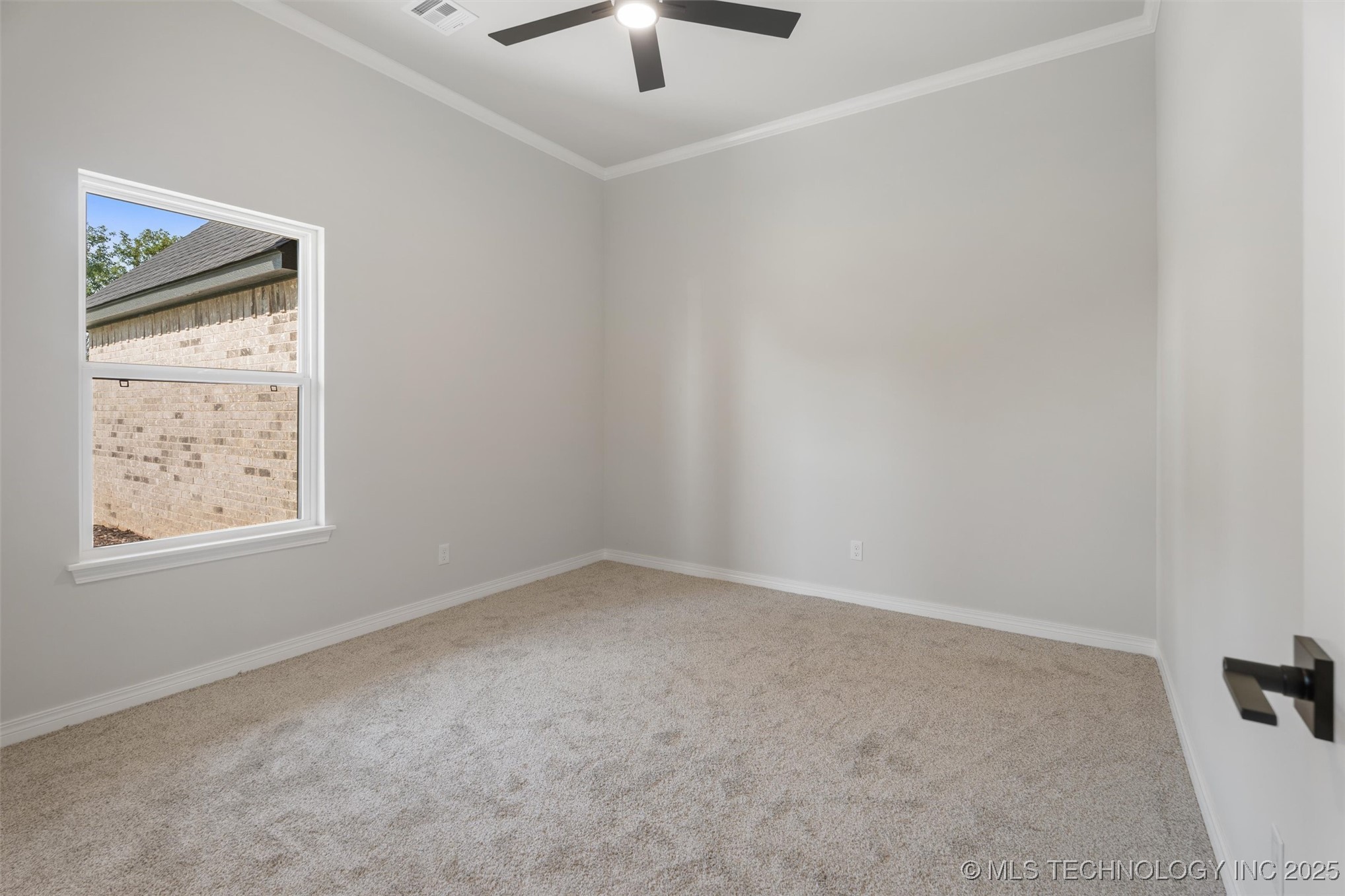 5822 Brandon Court Property Photo 33