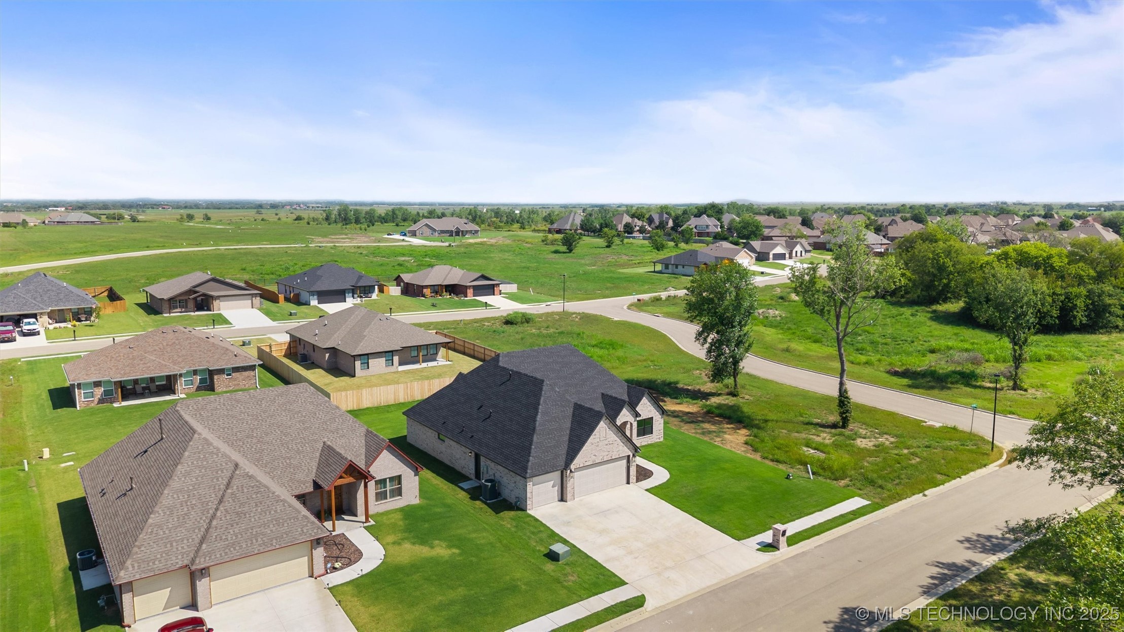 5822 Brandon Court Property Photo 42