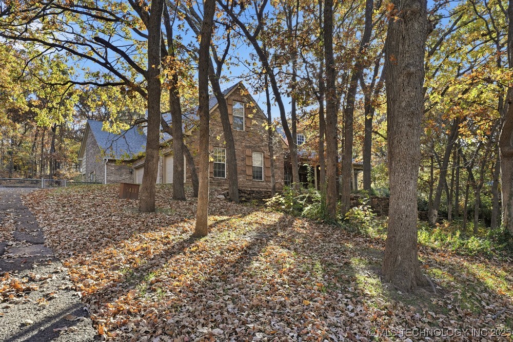 7411 S Urbana Avenue Property Photo 12