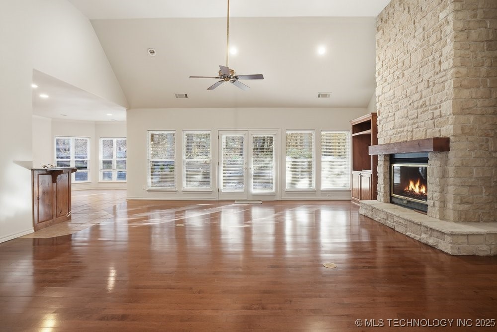 7411 S Urbana Avenue Property Photo 19