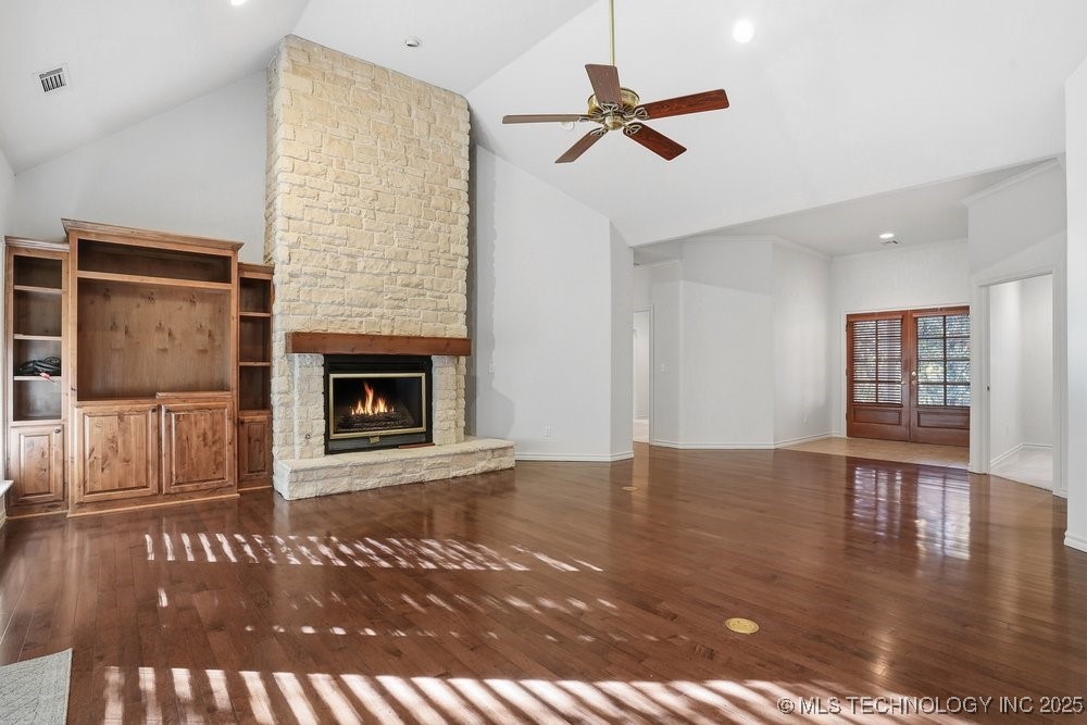 7411 S Urbana Avenue Property Photo 24