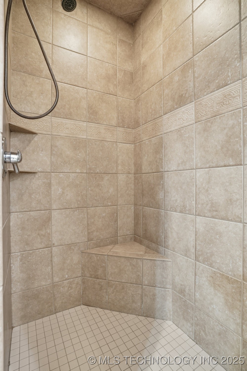 7411 S Urbana Avenue Property Photo 61