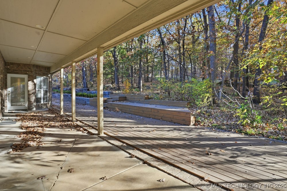 7411 S Urbana Avenue Property Photo 68