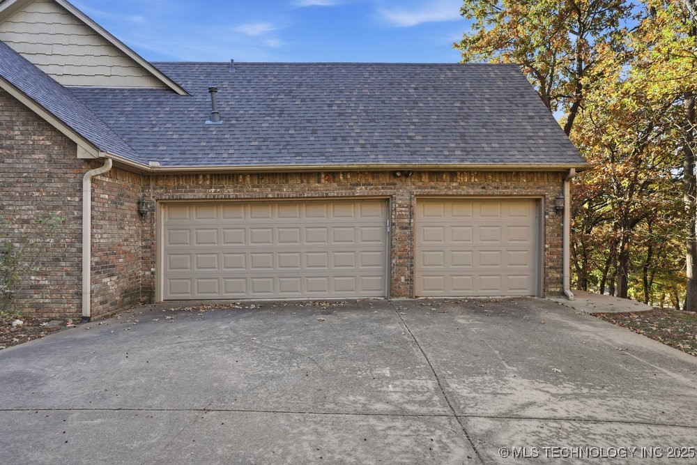 7411 S Urbana Avenue Property Photo 76