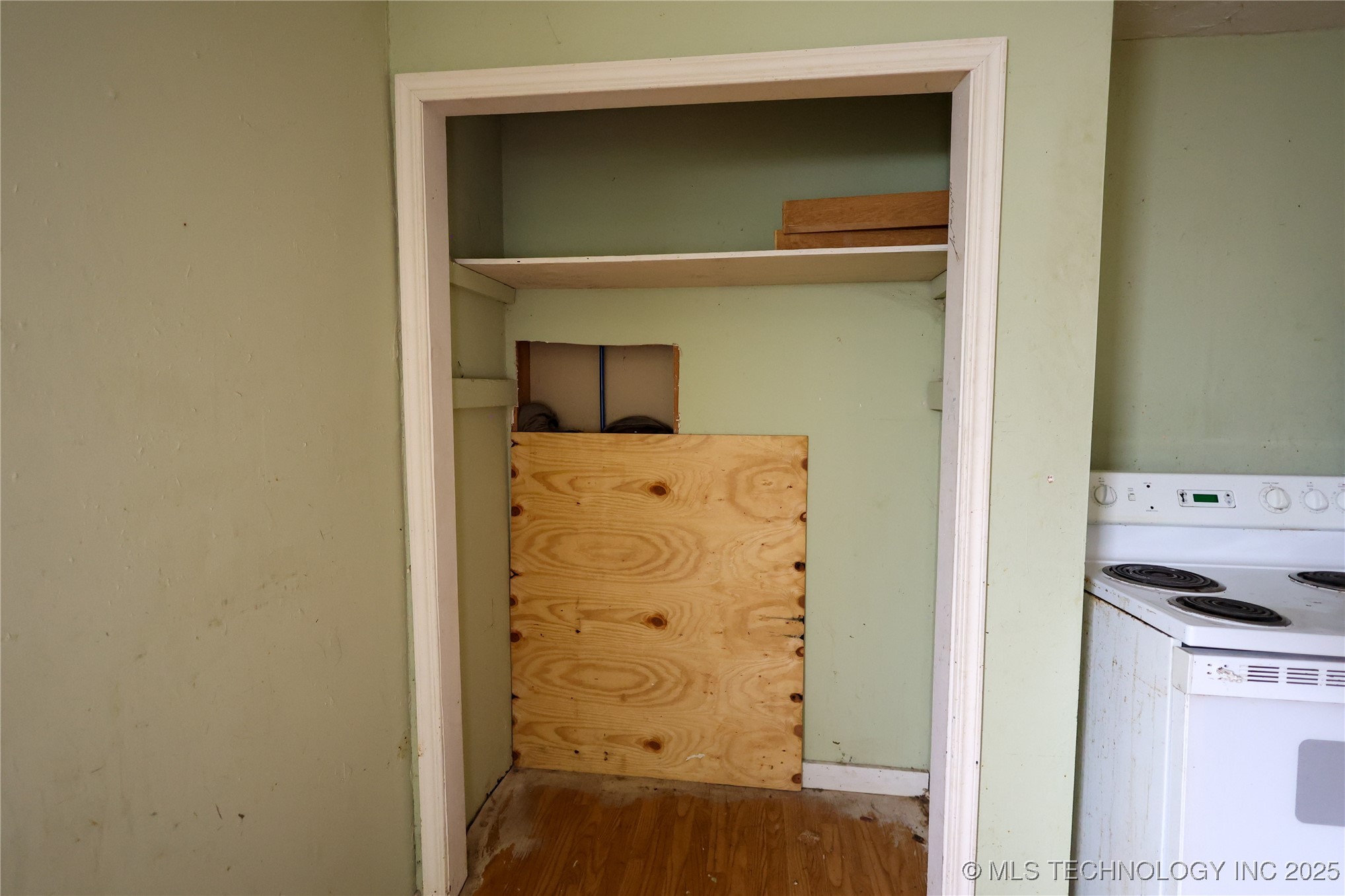 2410 Masters Property Photo 9