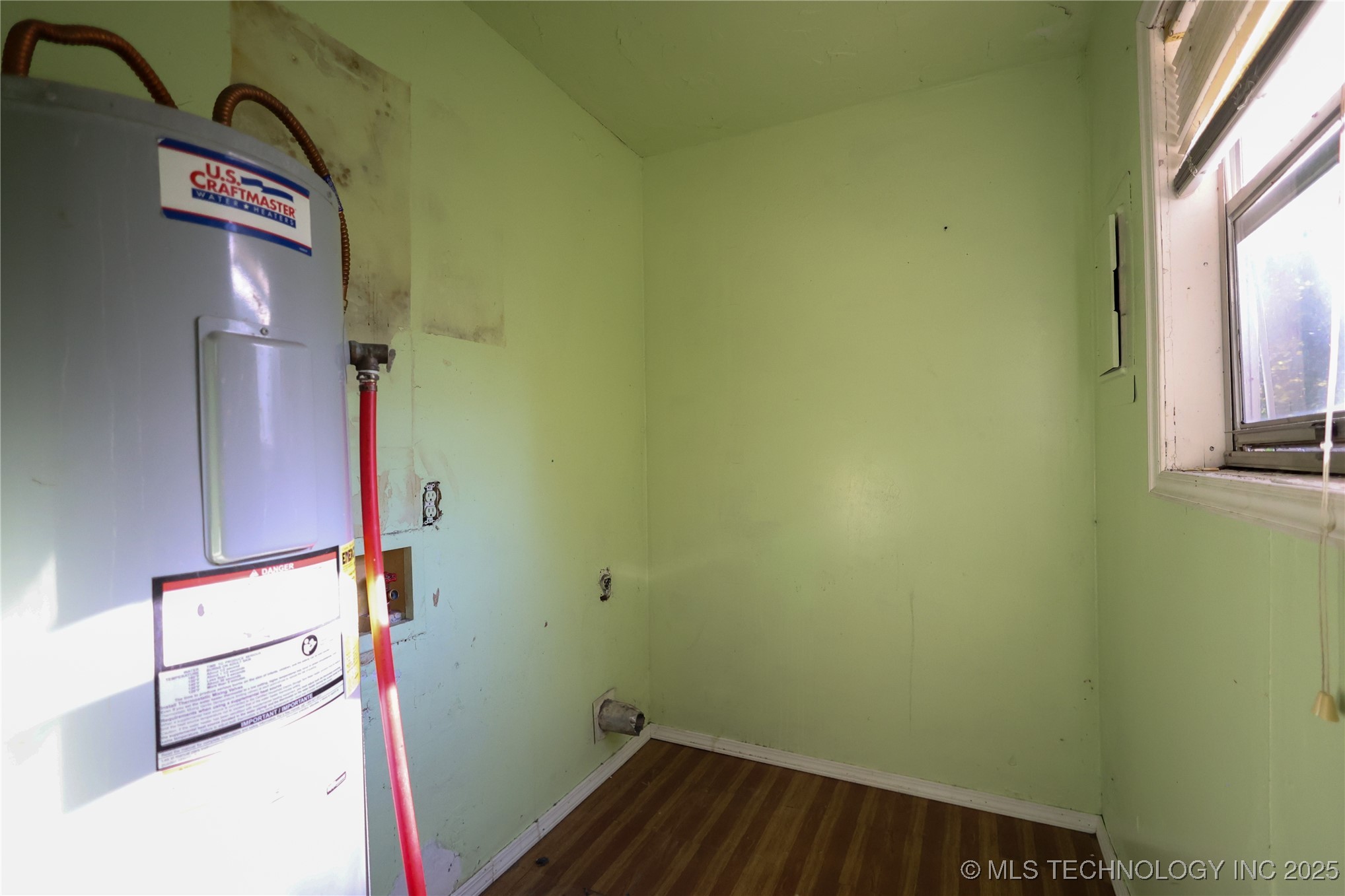 2410 Masters Property Photo 10