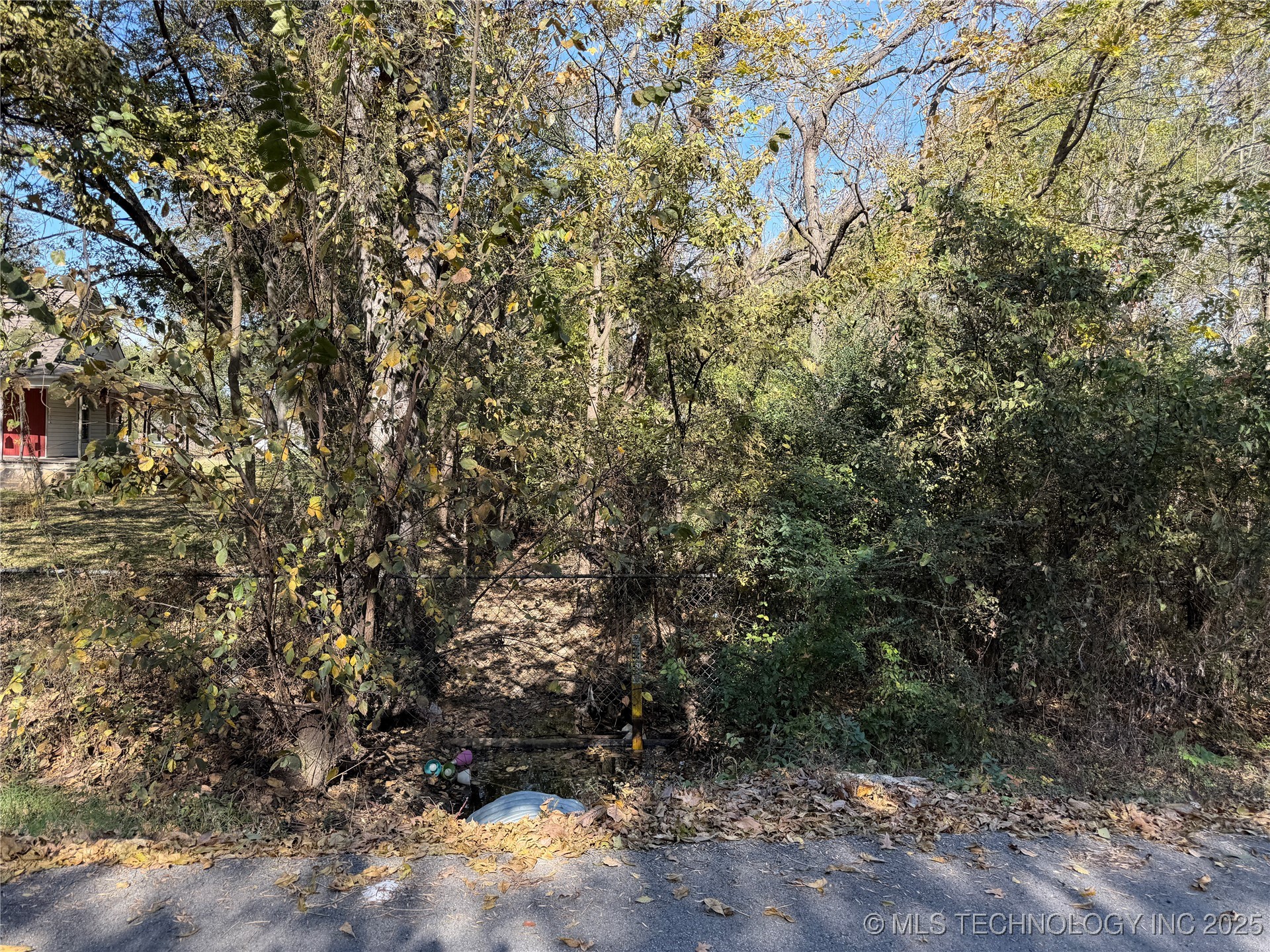 303 N Smith Avenue Property Photo 7