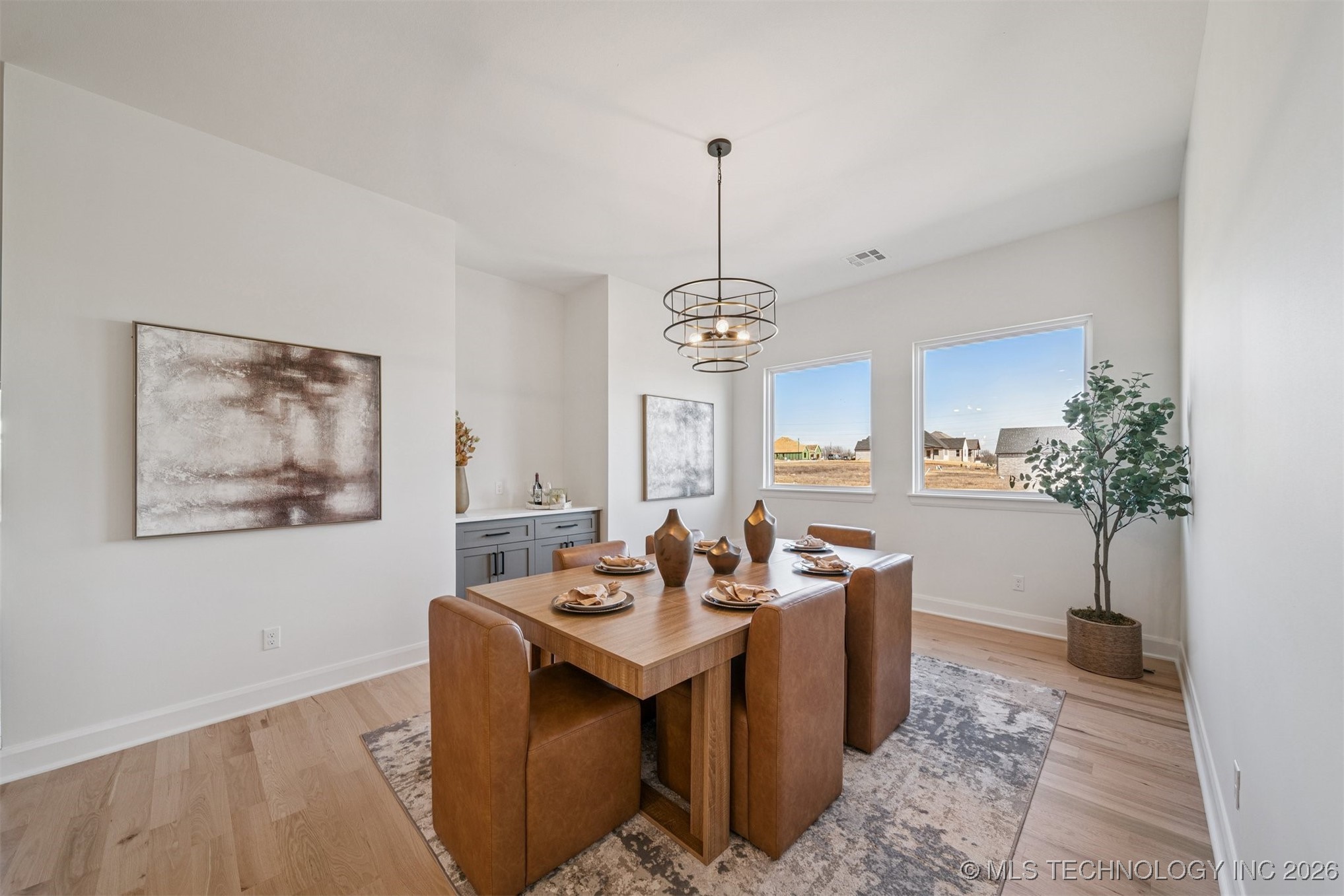 2611 E 135th Drive S Property Photo 4