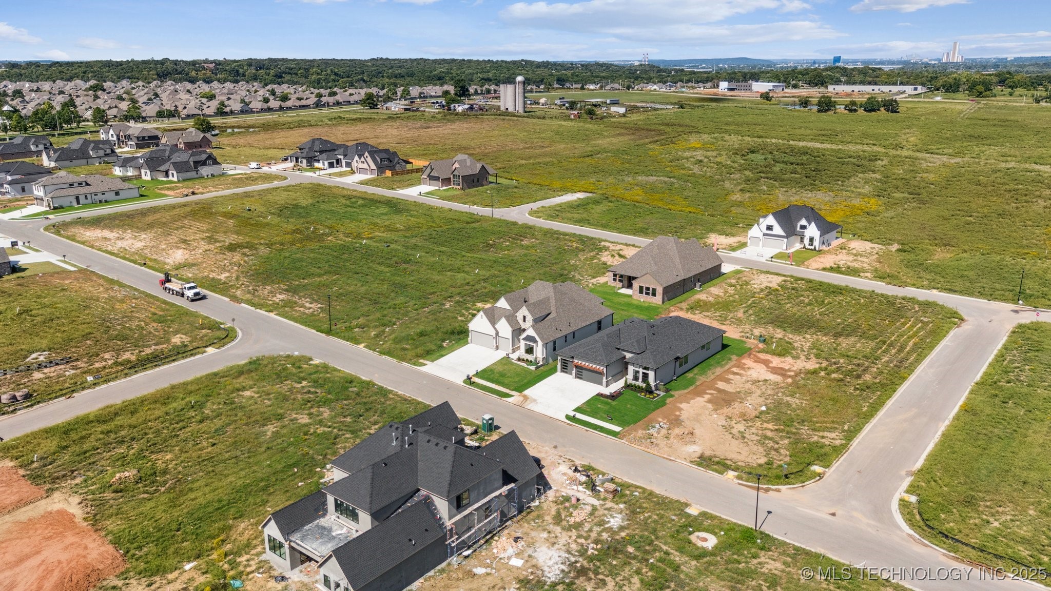 2611 E 135th Drive S Property Photo 42