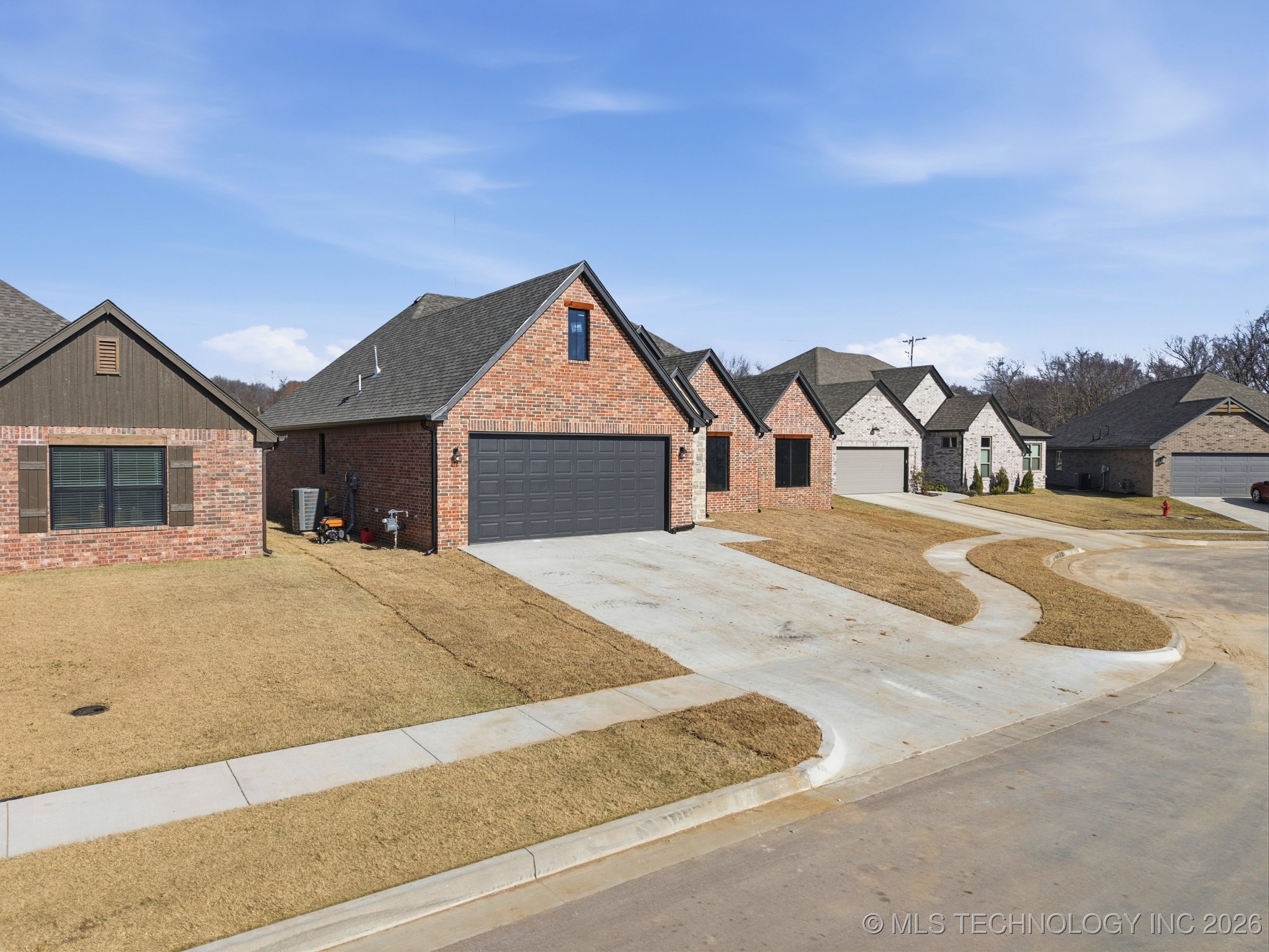 28019 E 107th Street S Property Photo 5