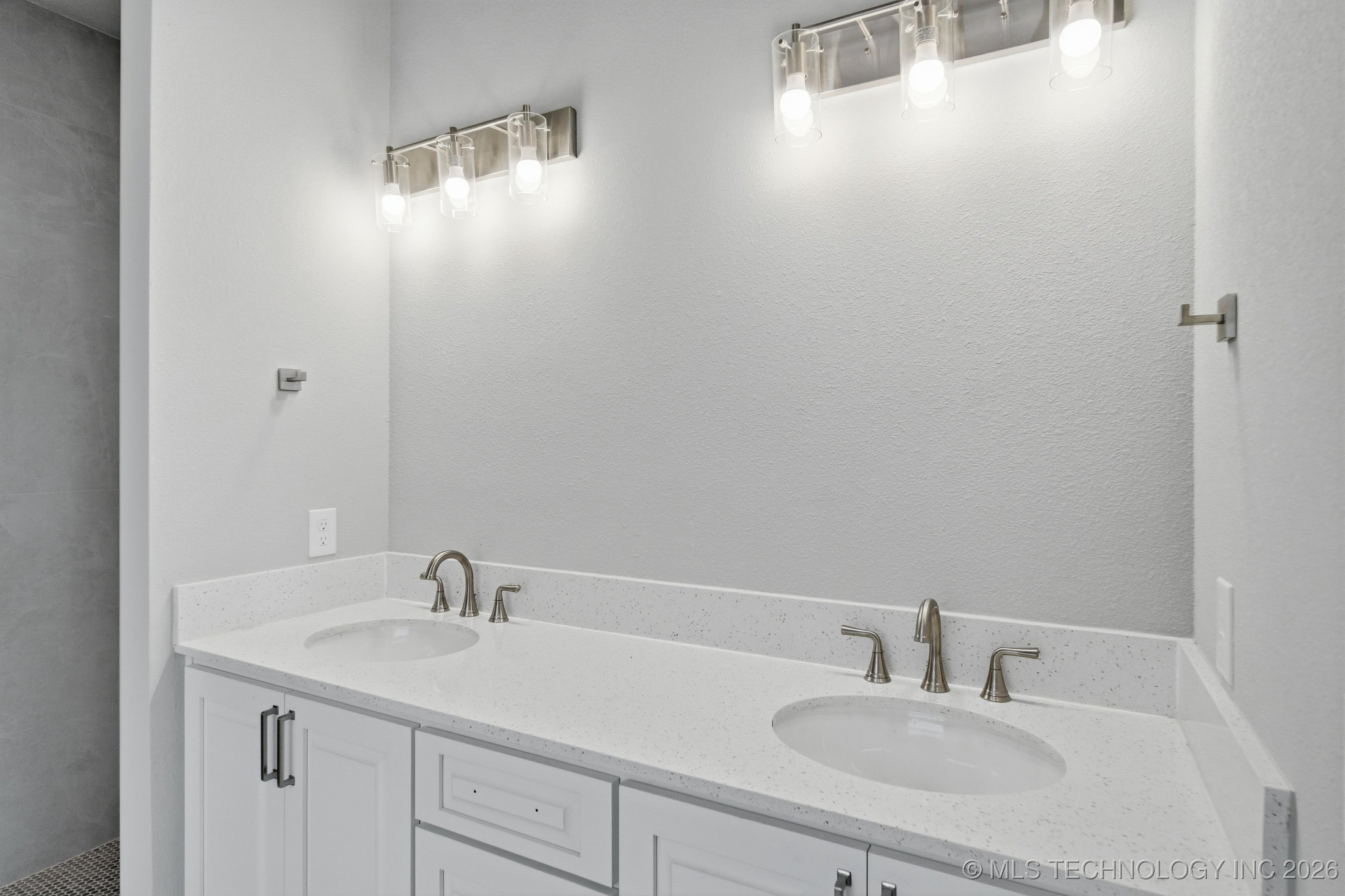 28019 E 107th Street S Property Photo 23