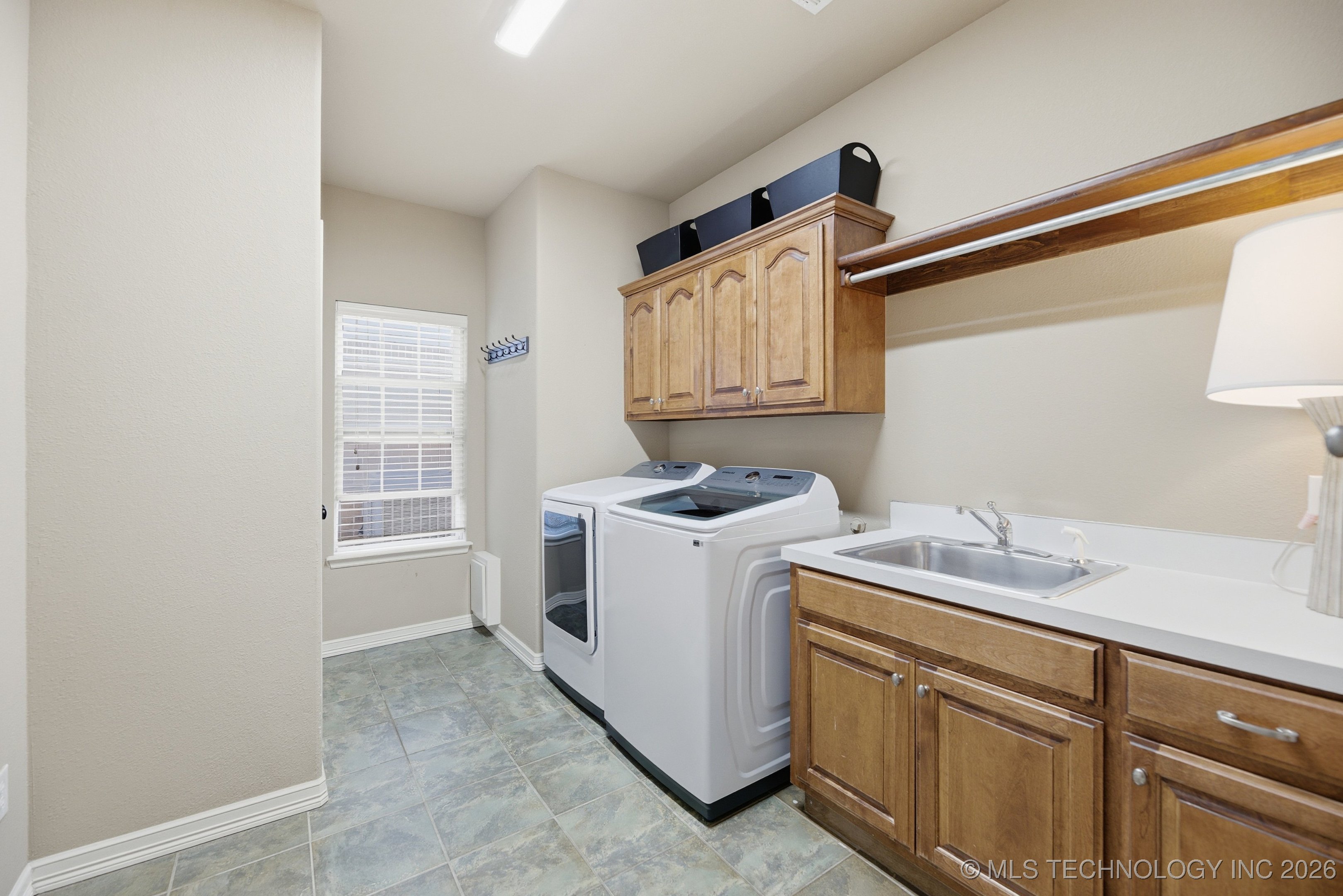 8331 S 100th East Place Property Photo 14