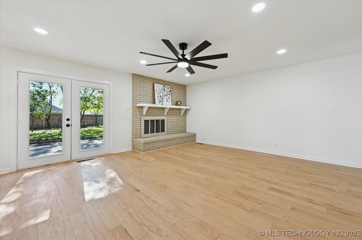 5822 E 47th Street Property Photo 6