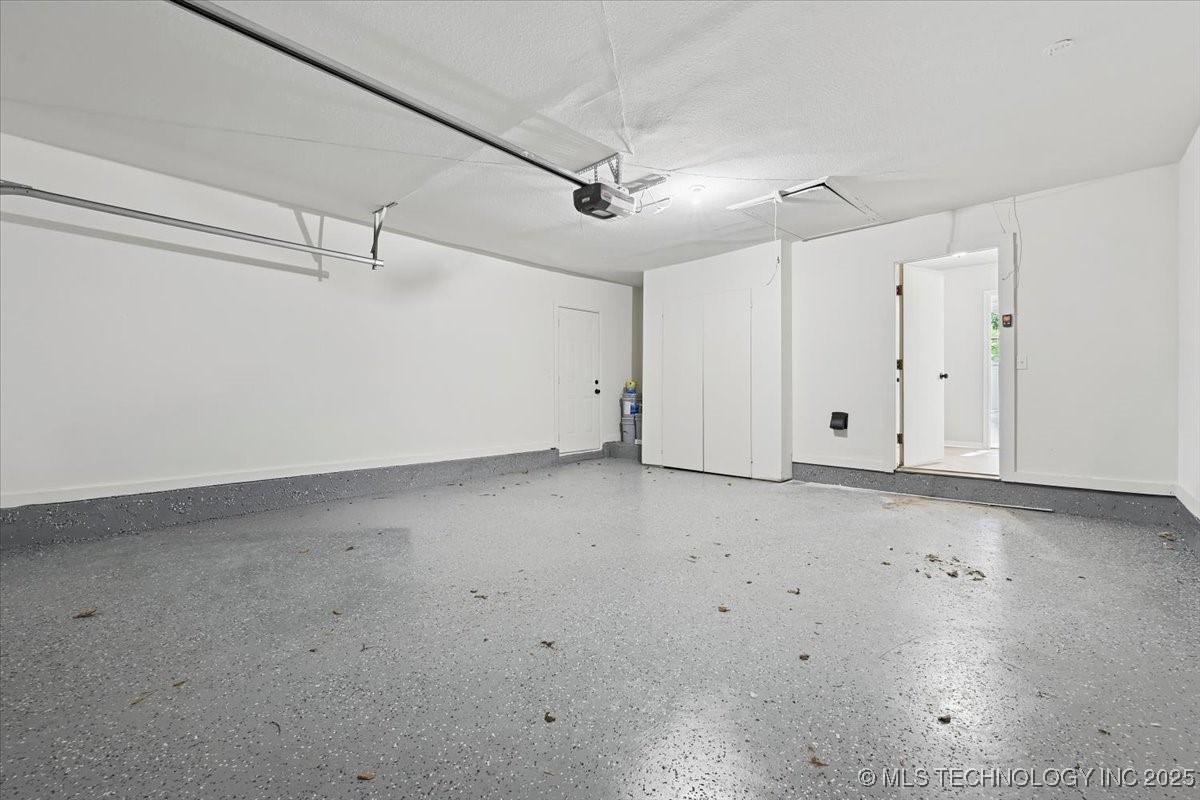 5822 E 47th Street Property Photo 36