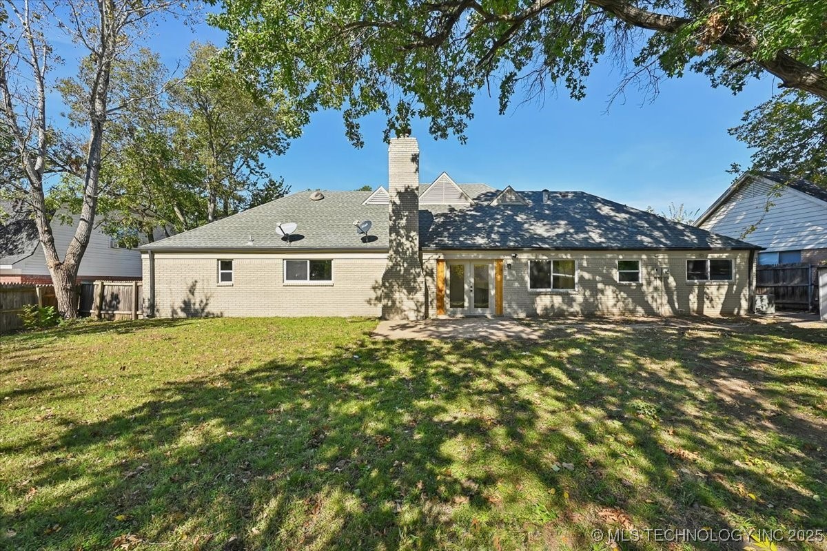 5822 E 47th Street Property Photo 37