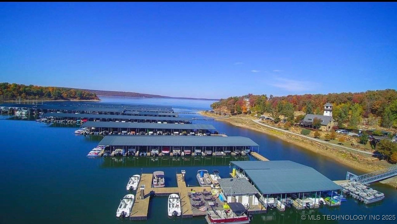 4294 Lake Road Property Photo 3