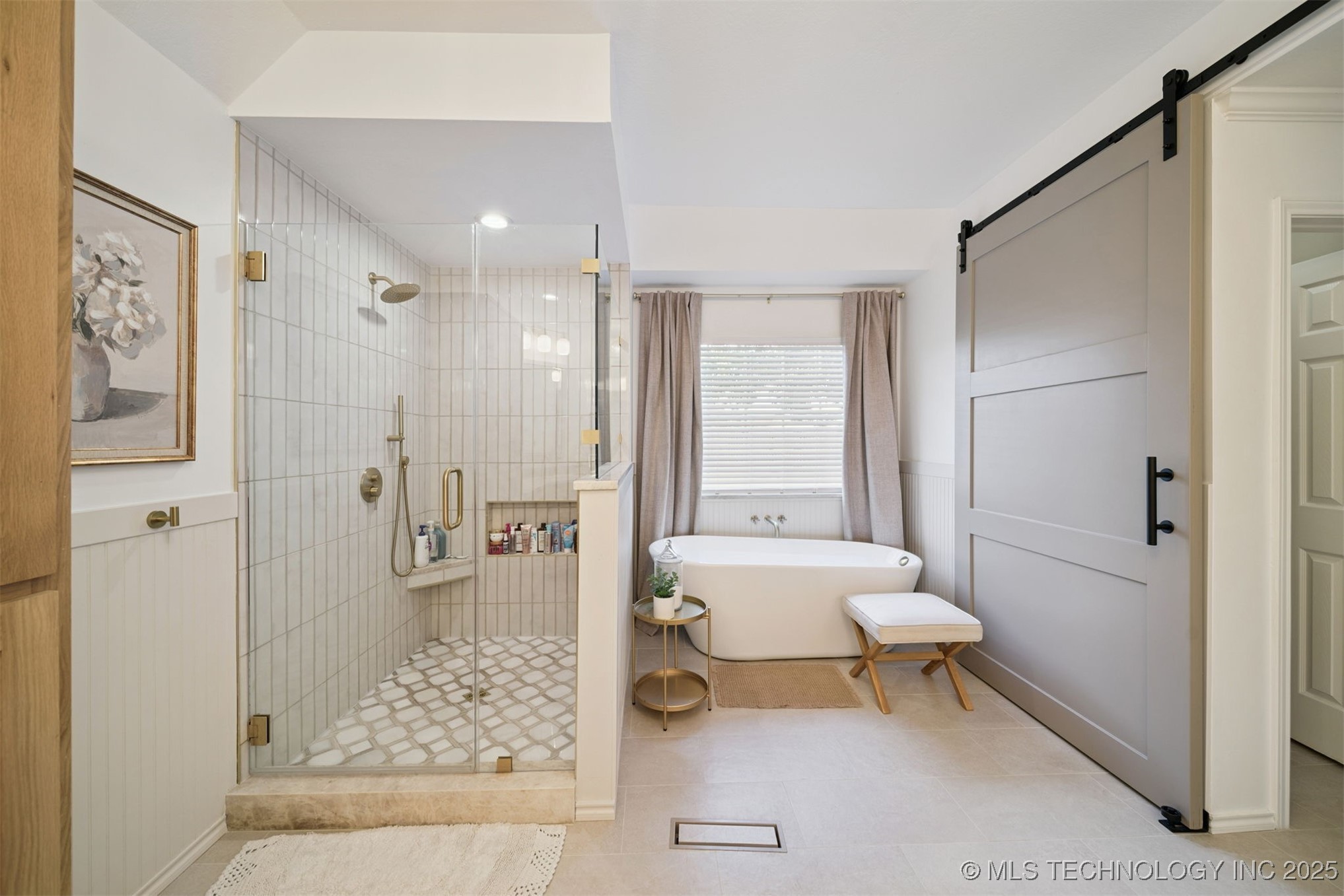 305 N Forest Ridge Boulevard Property Photo 18