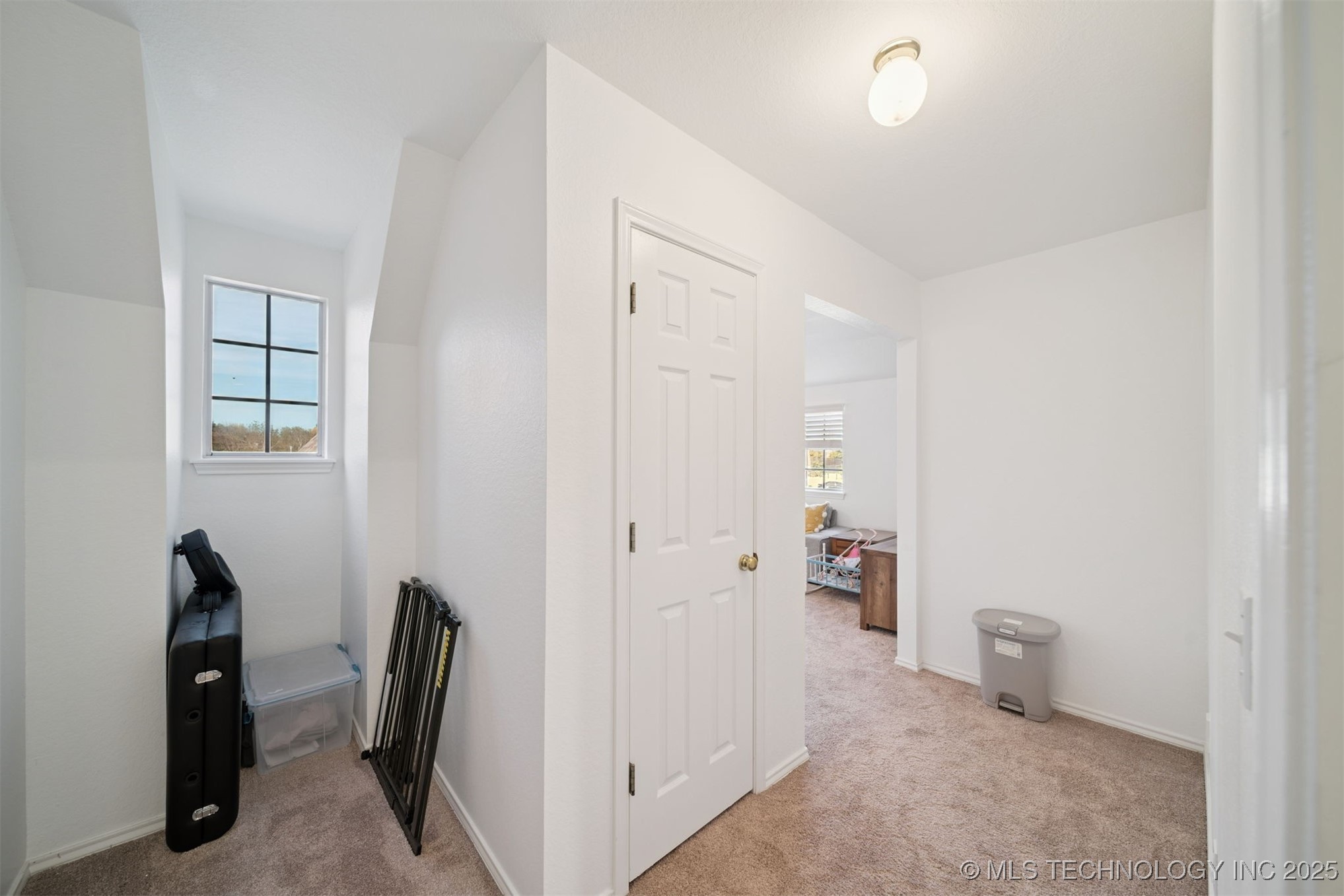 305 N Forest Ridge Boulevard Property Photo 31