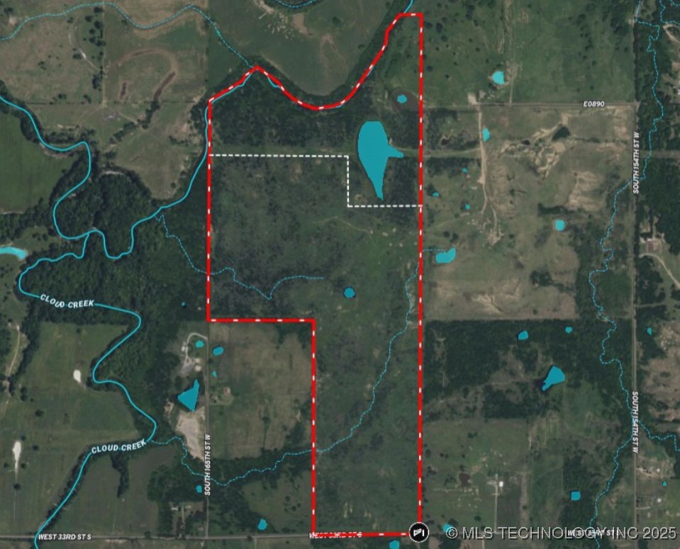 33rd Street Property Photo 61