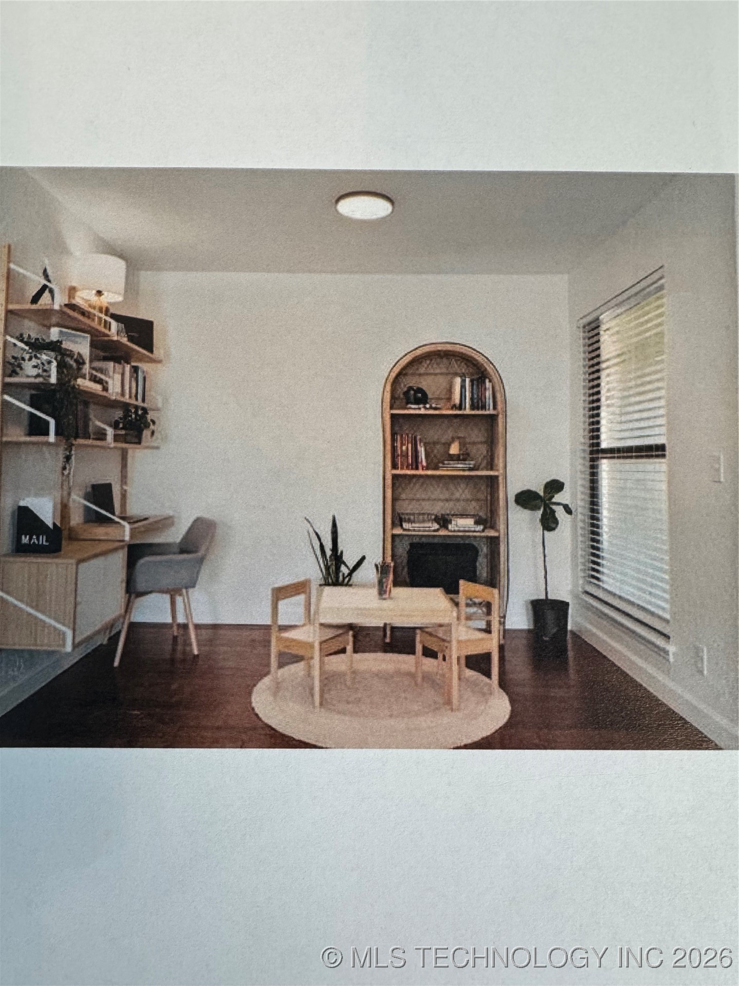 4303 S Lakewood Avenue Property Photo 14