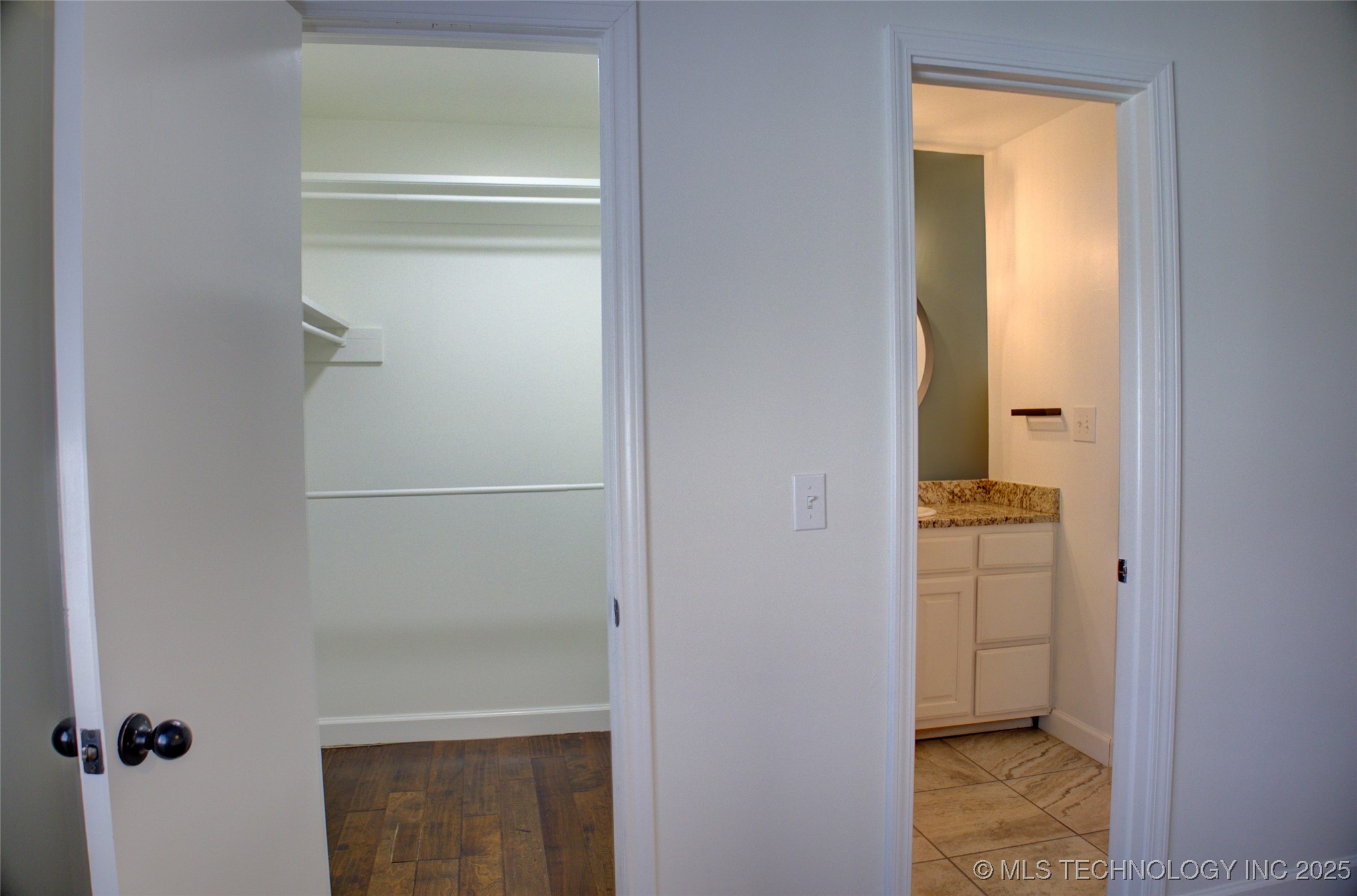 4303 S Lakewood Avenue Property Photo 27