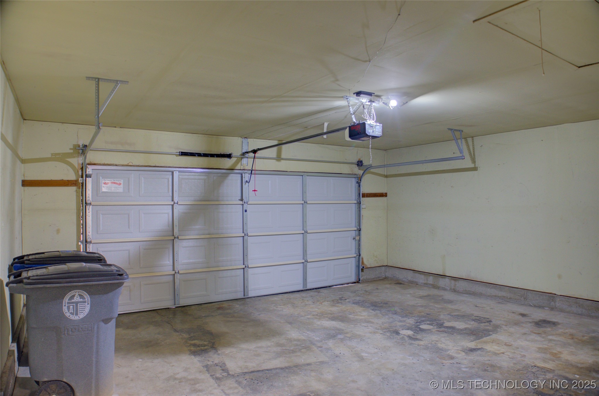 4303 S Lakewood Avenue Property Photo 33