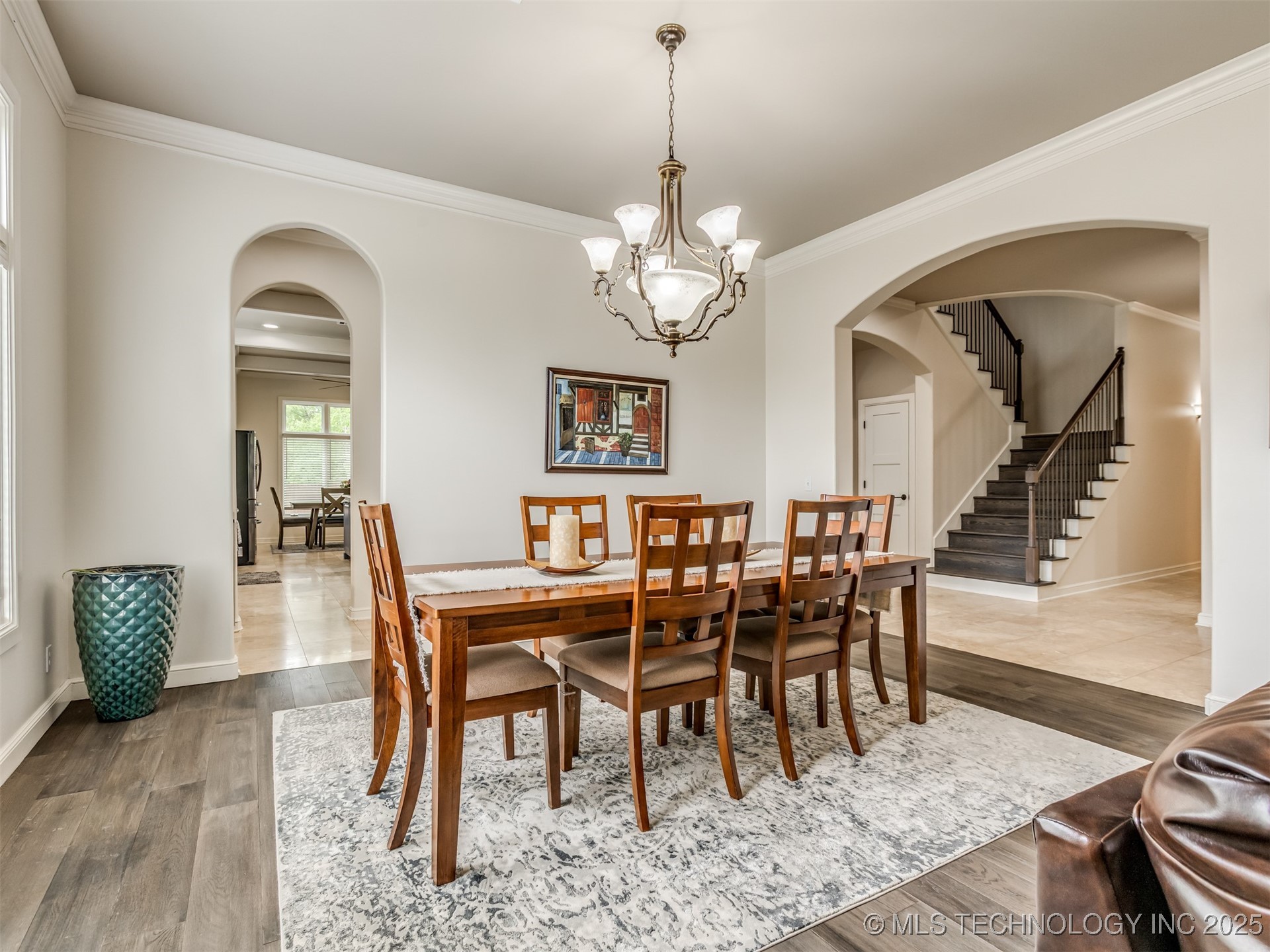 3661 S Lewis Avenue Property Photo 9