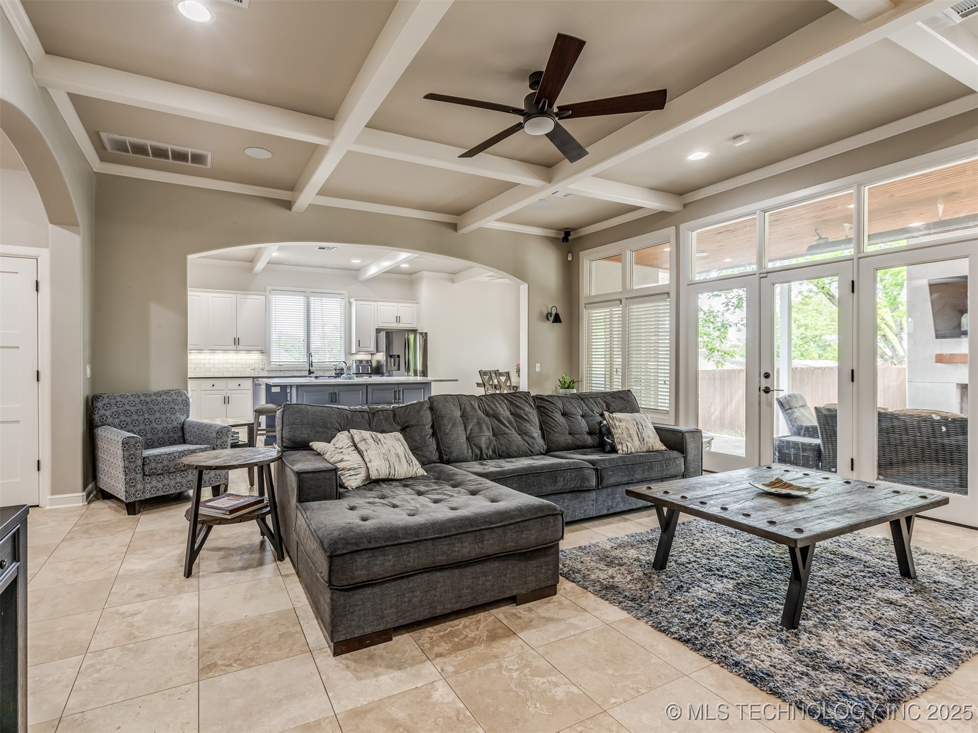 3661 S Lewis Avenue Property Photo 23