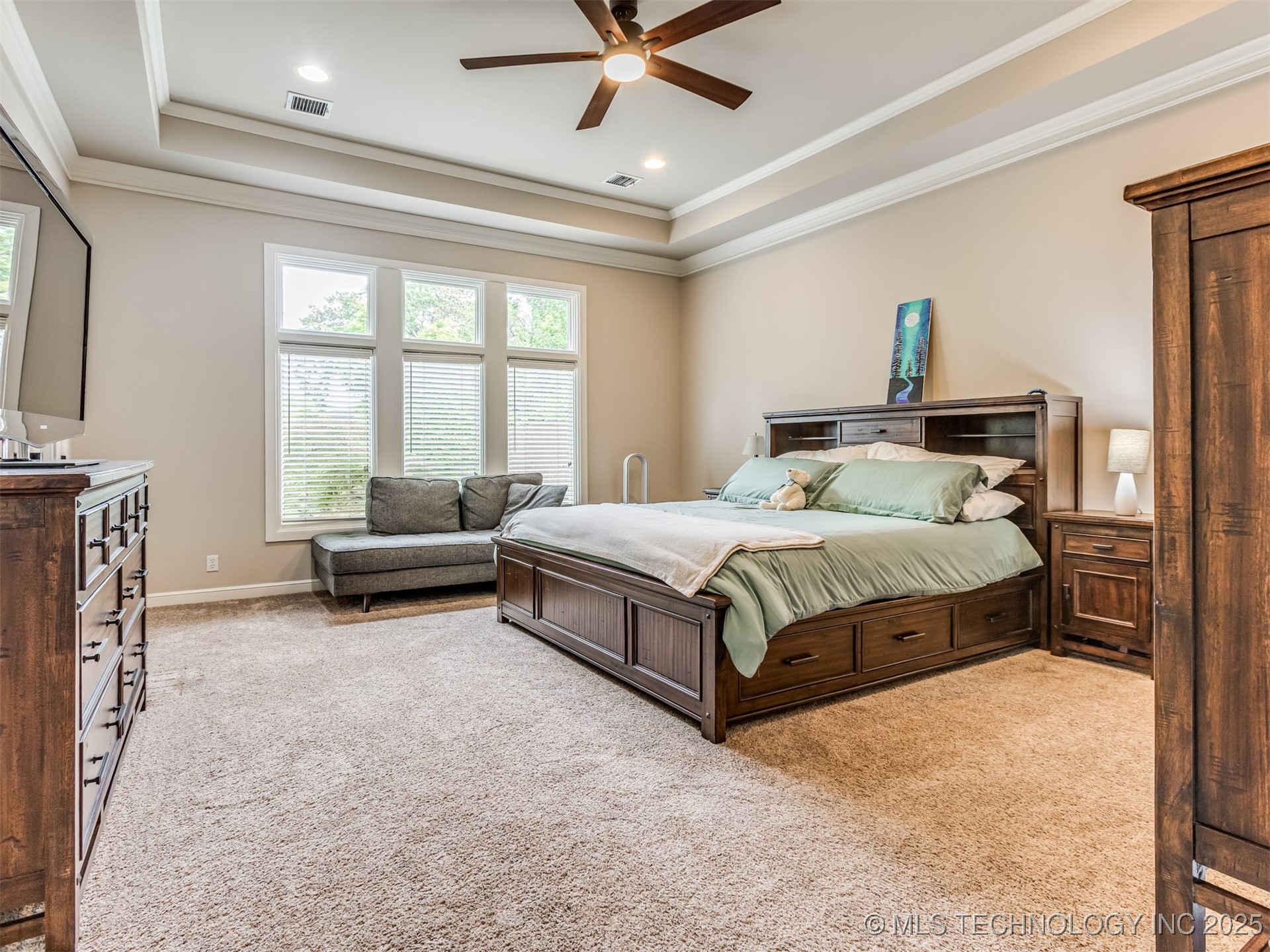 3661 S Lewis Avenue Property Photo 27