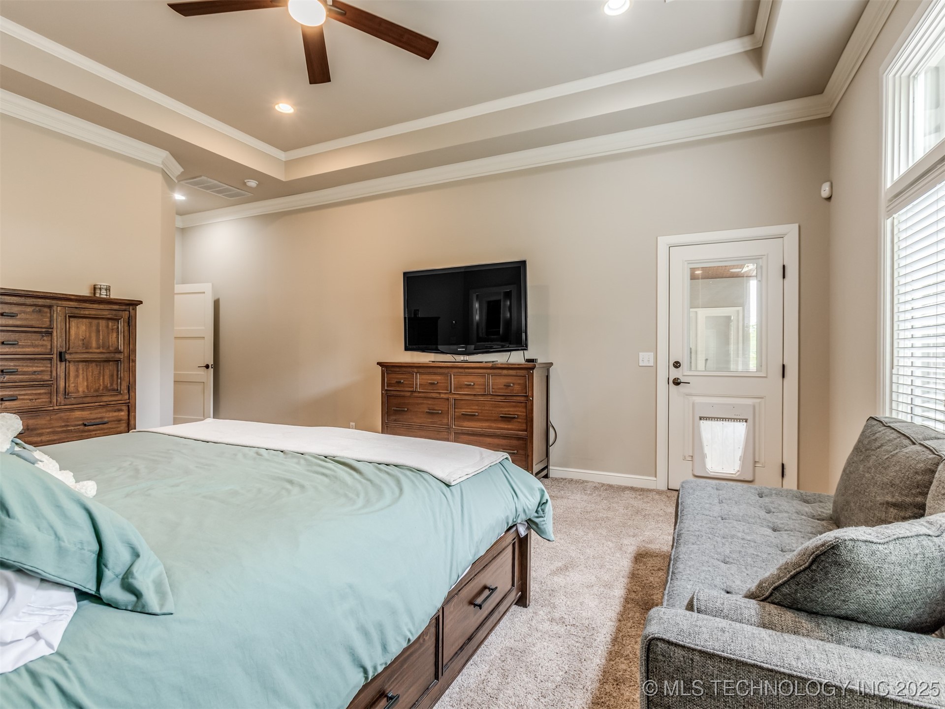 3661 S Lewis Avenue Property Photo 31