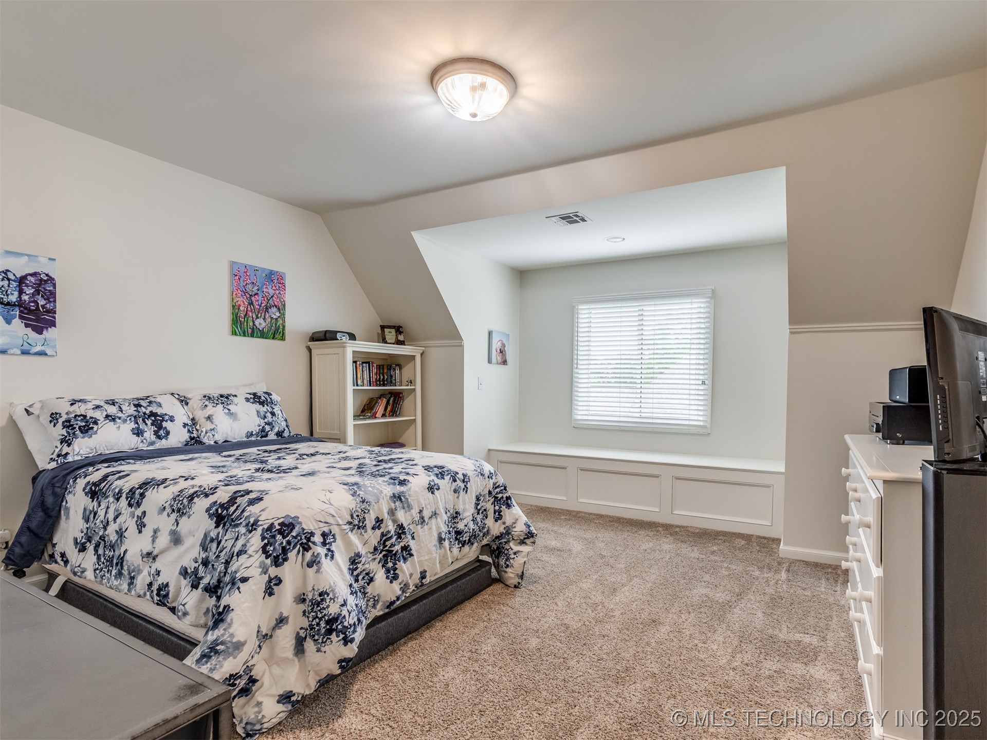 3661 S Lewis Avenue Property Photo 46