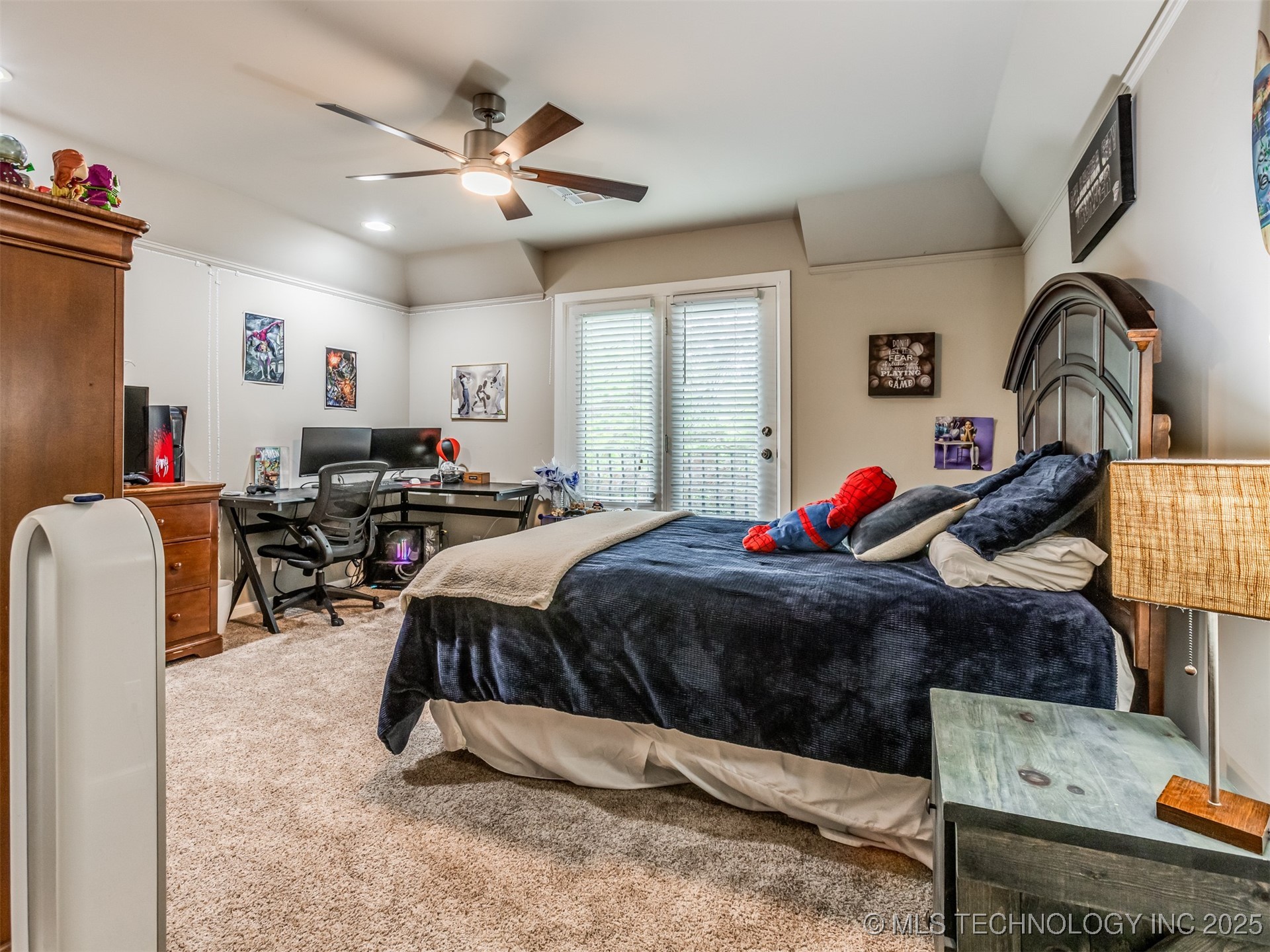 3661 S Lewis Avenue Property Photo 49