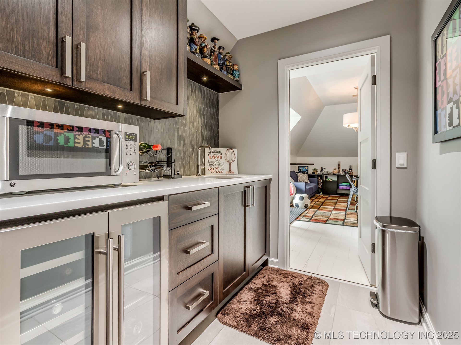 3661 S Lewis Avenue Property Photo 56