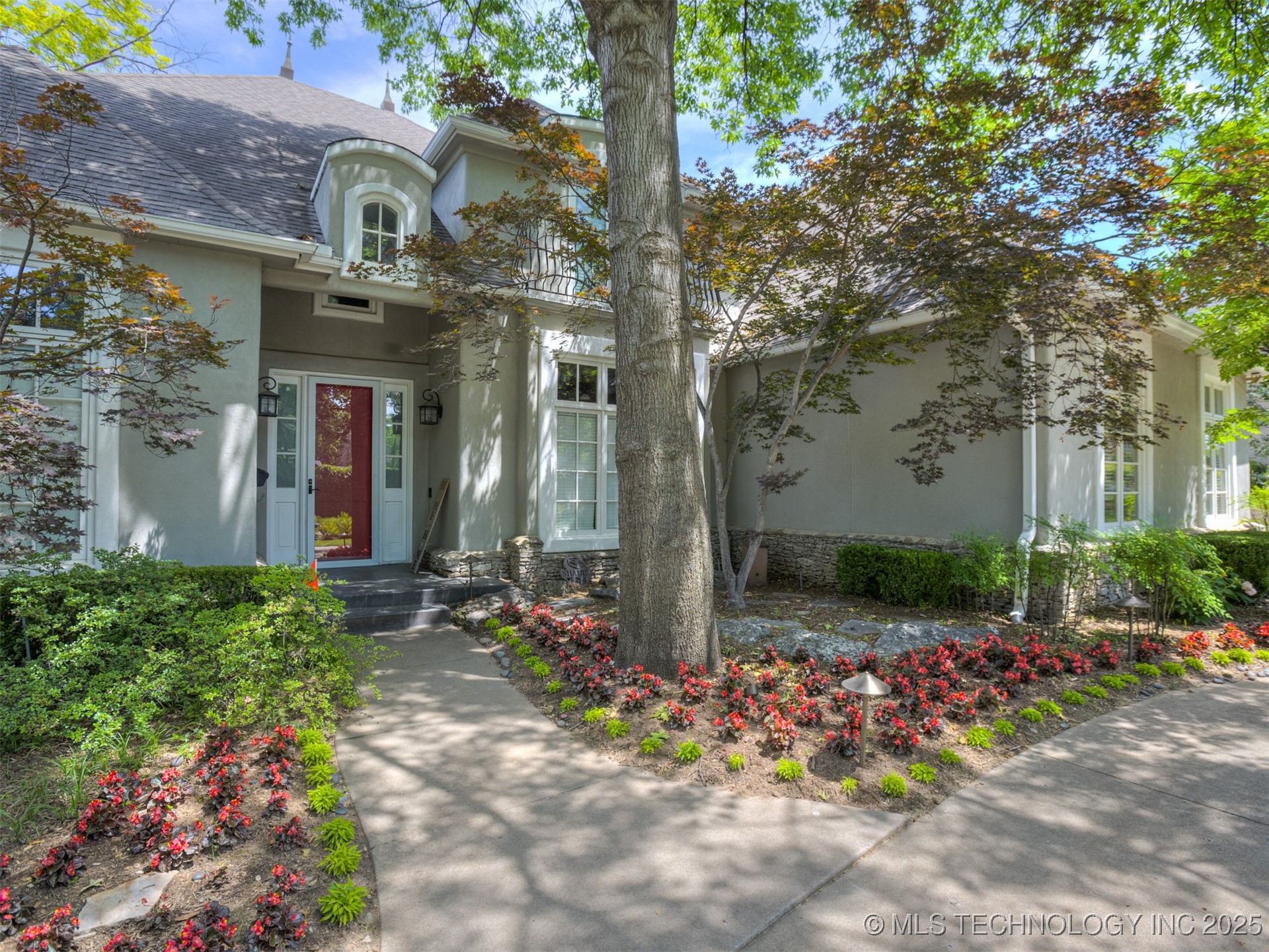 3661 S Lewis Avenue Property Photo 67