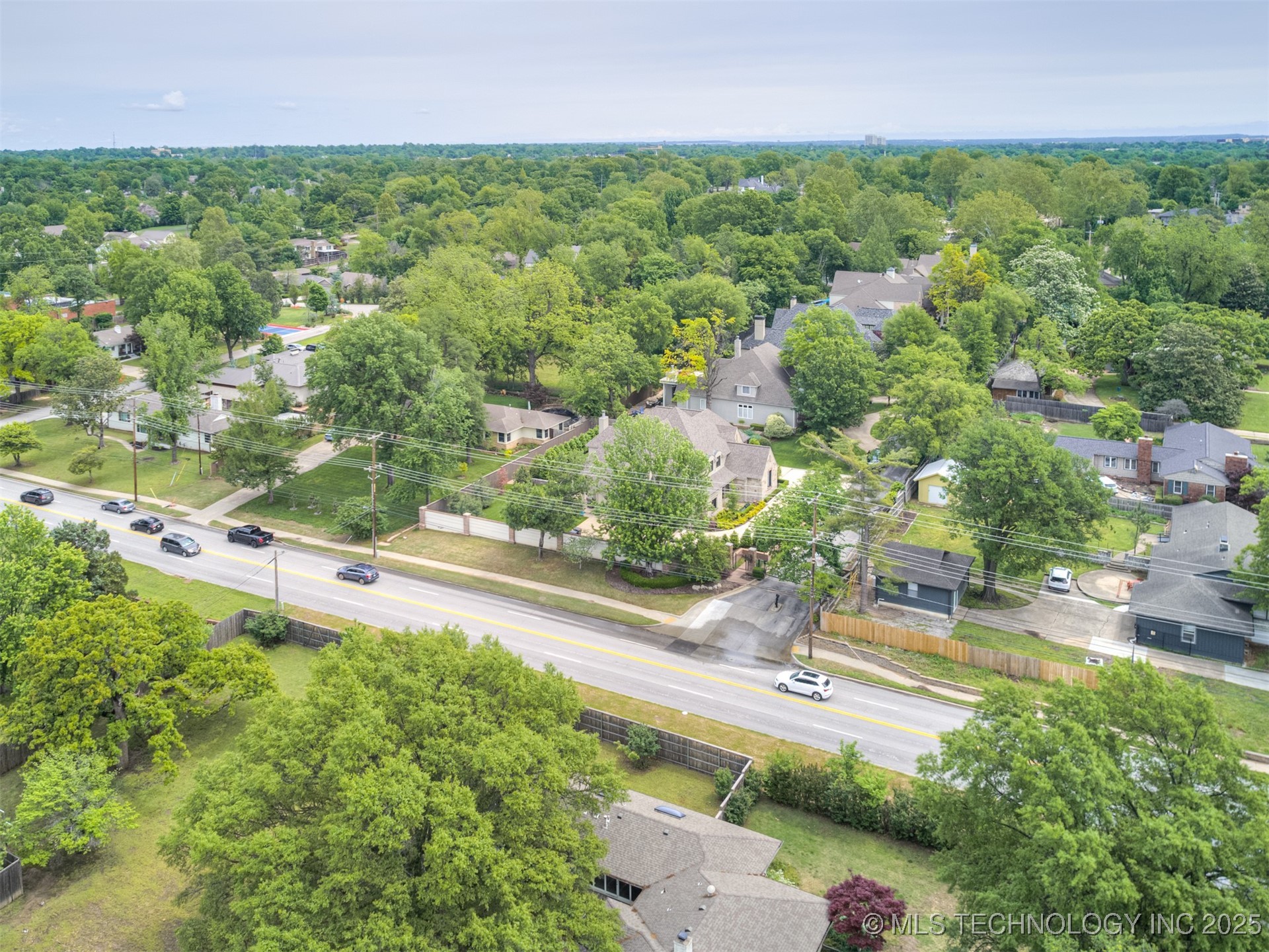 3661 S Lewis Avenue Property Photo 71