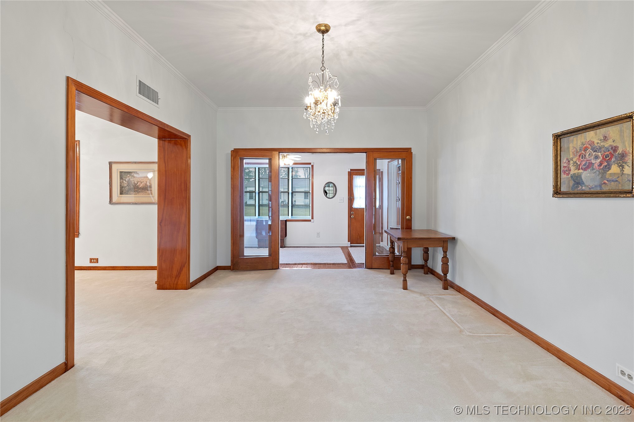 816 S Mcquarrie Avenue Property Photo 12