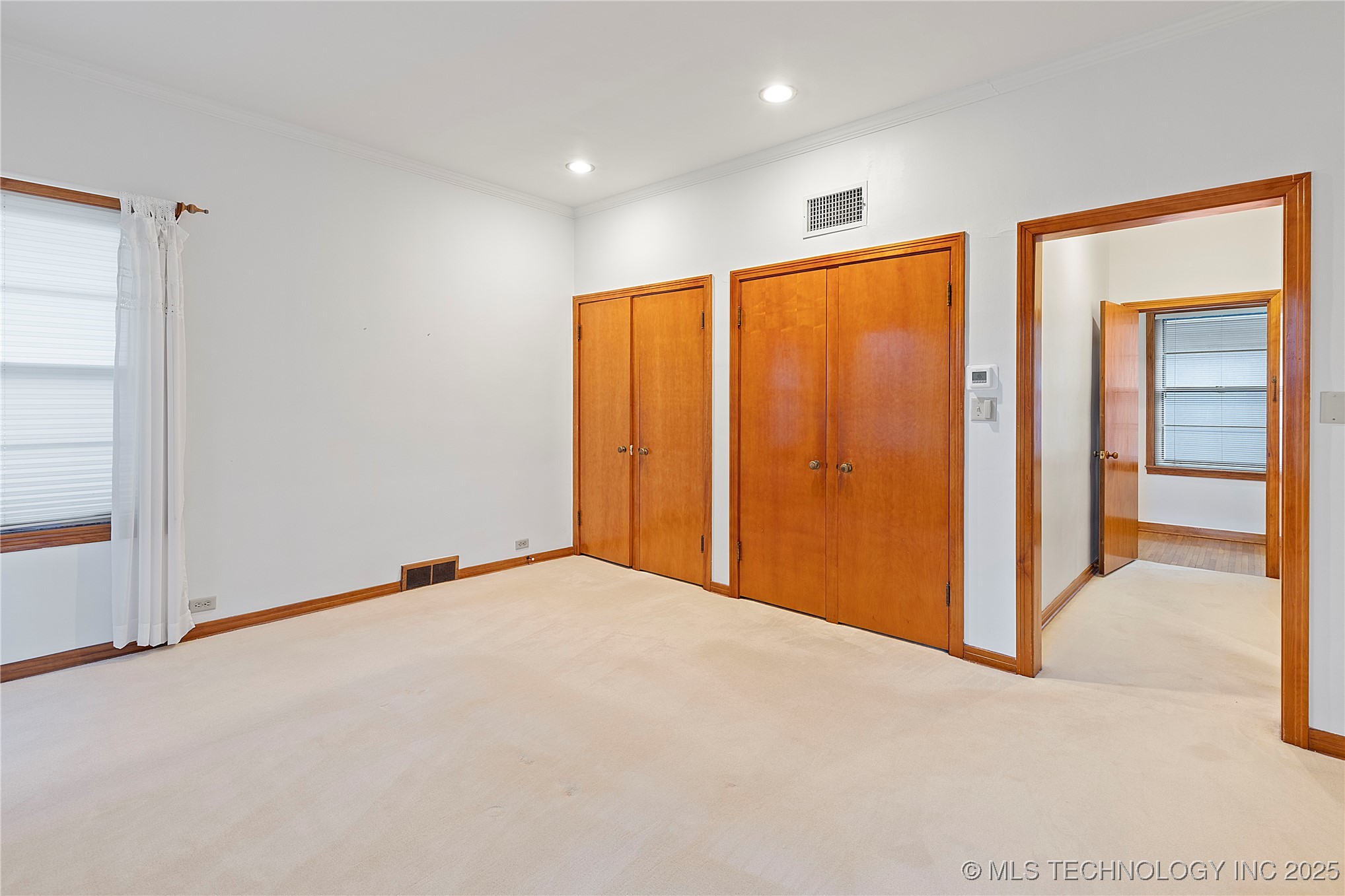 816 S Mcquarrie Avenue Property Photo 20