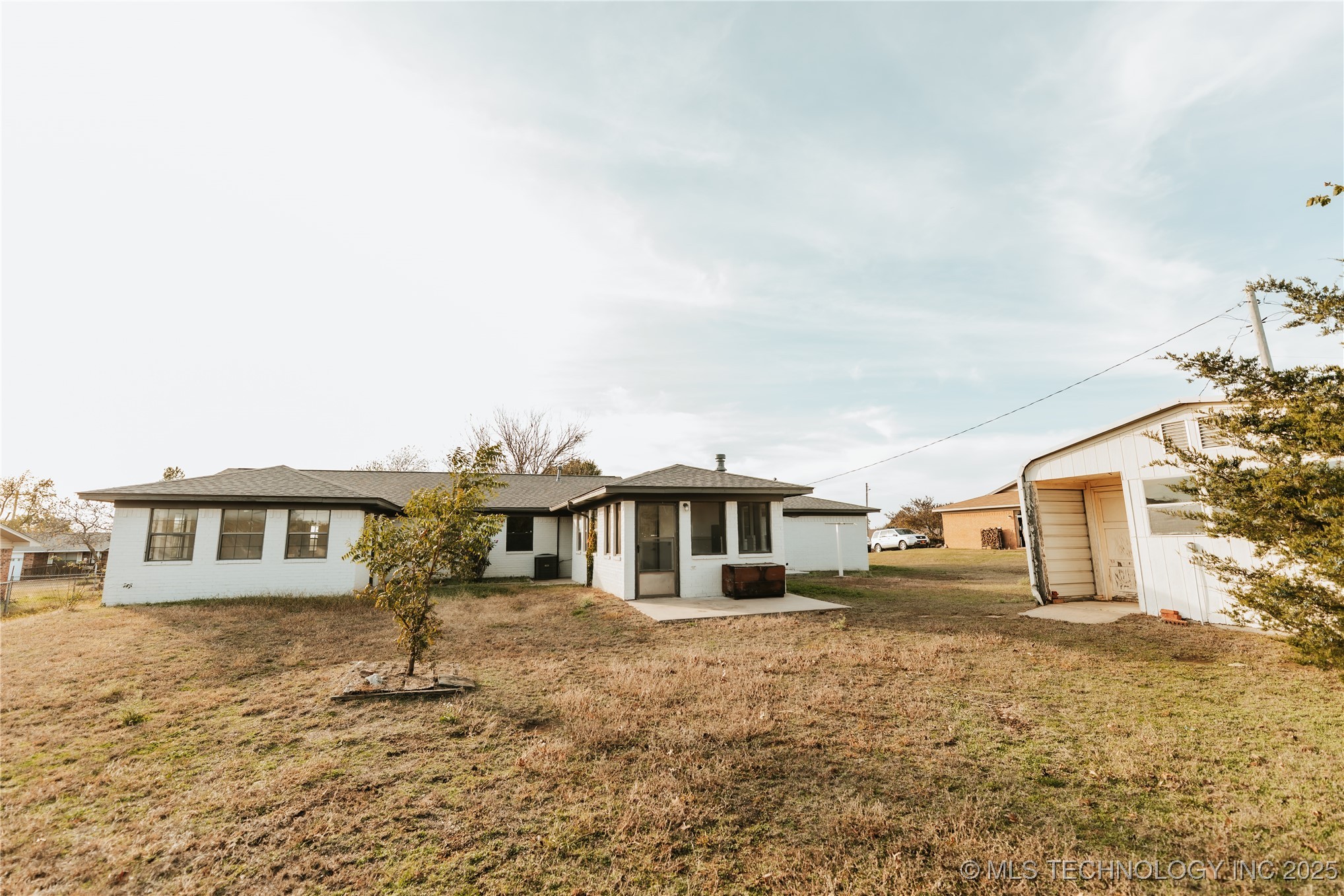 2022 N Reeves Road Property Photo 24