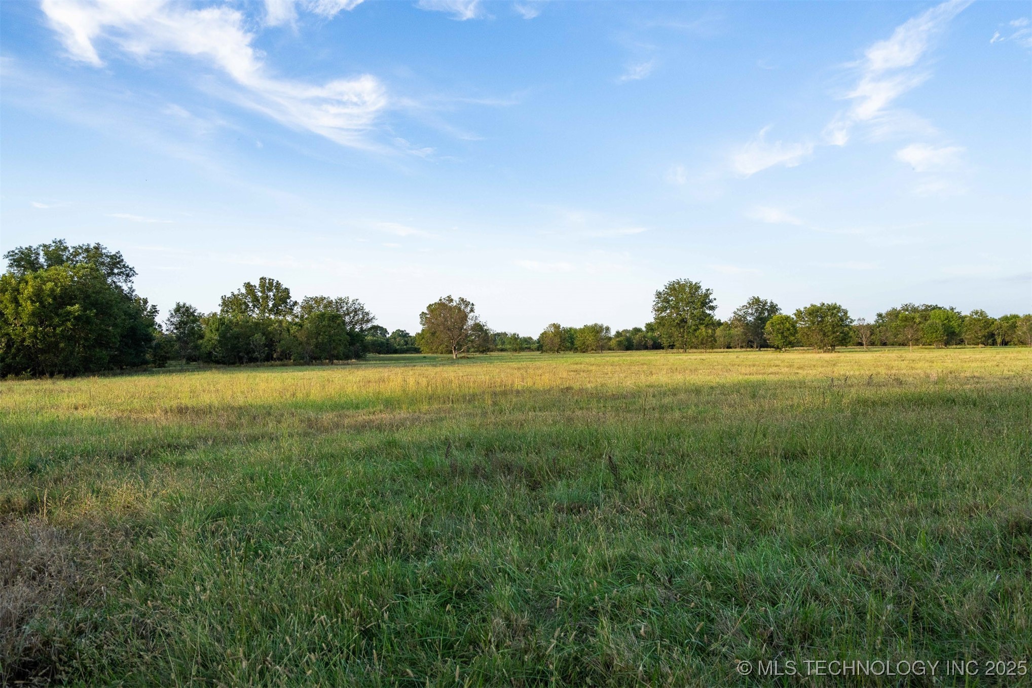 154th Street W Property Photo 4